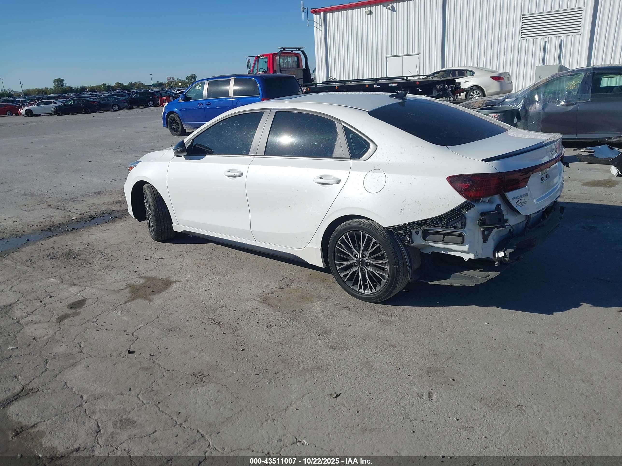KIA FORTE image 3