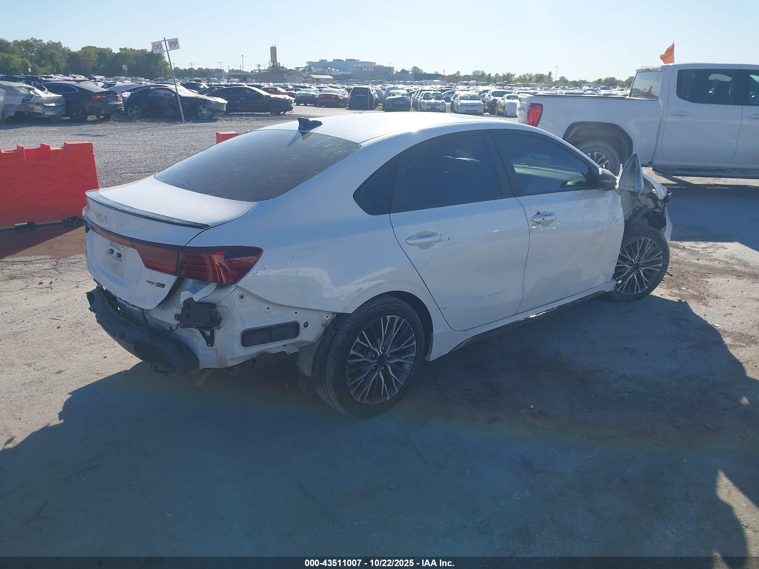 KIA FORTE image 4