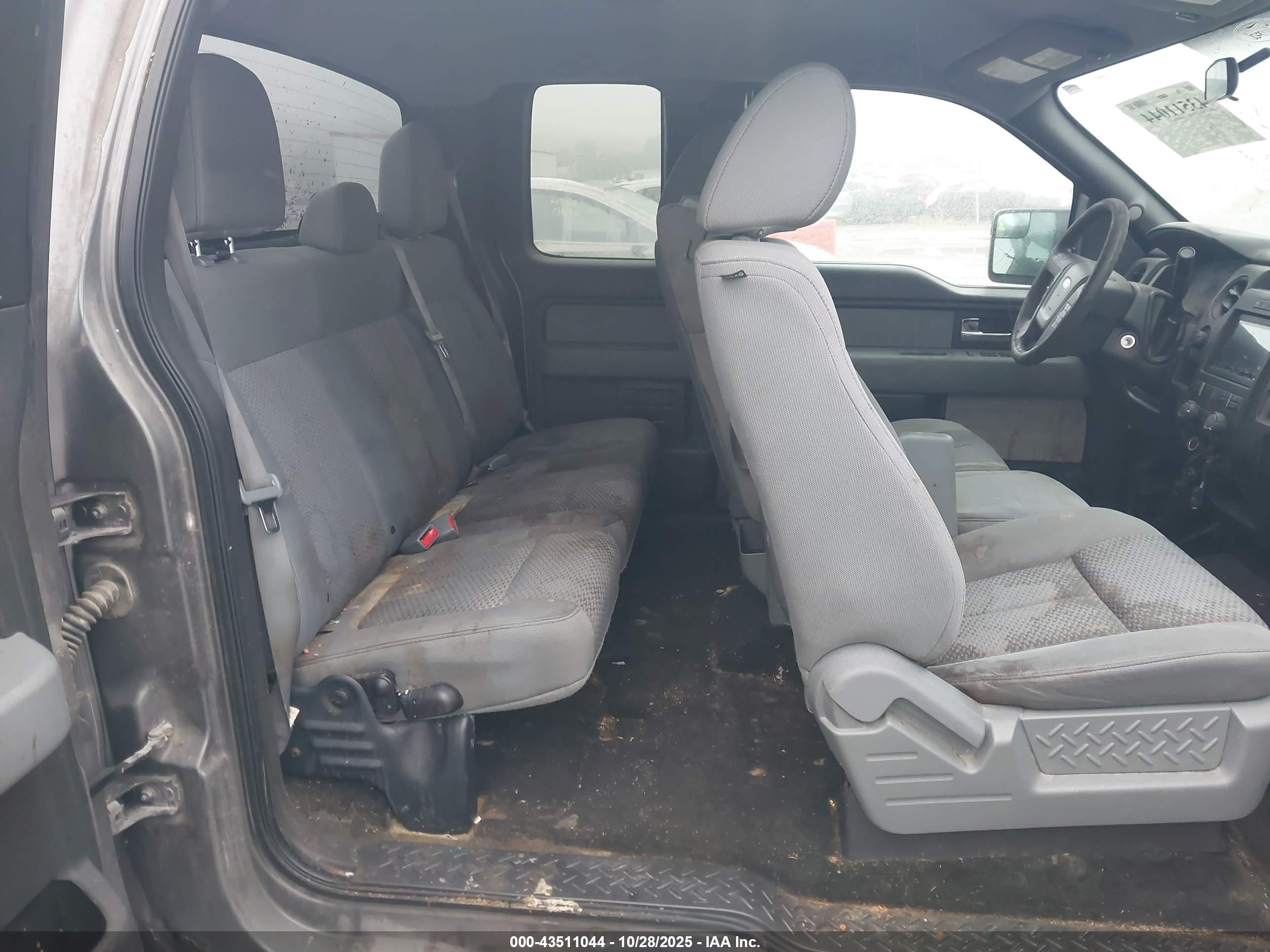 FORD F-150 image 8