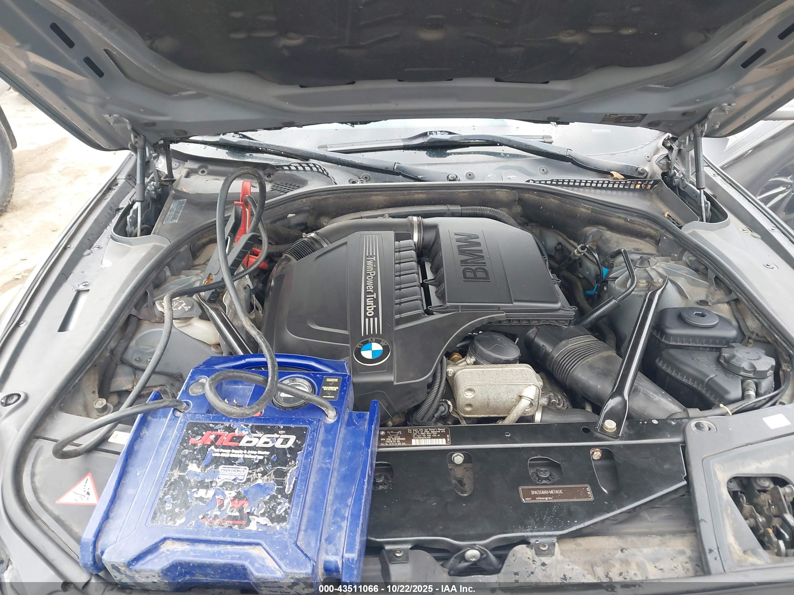 BMW 535I image 10