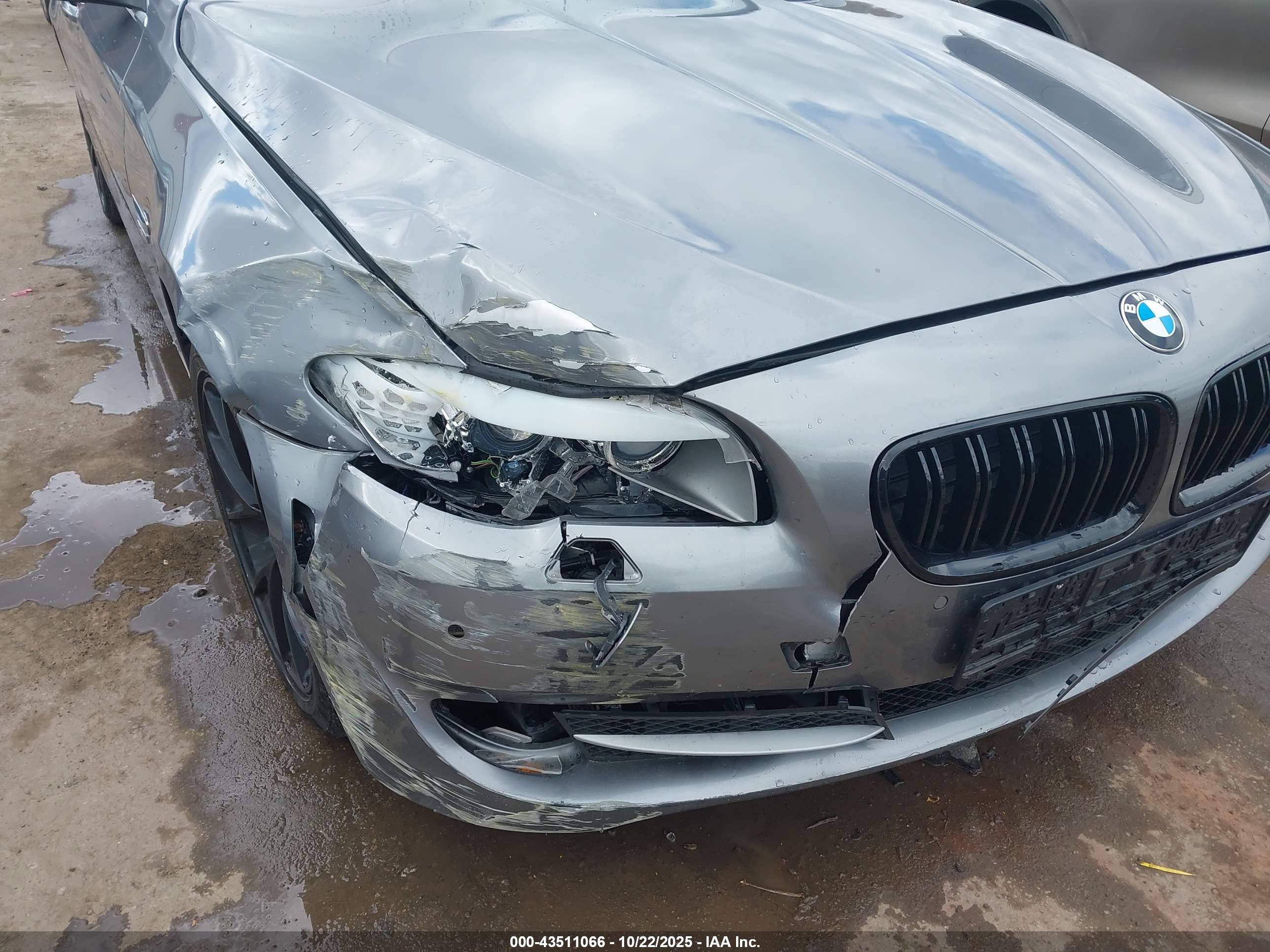 BMW 535I image 6
