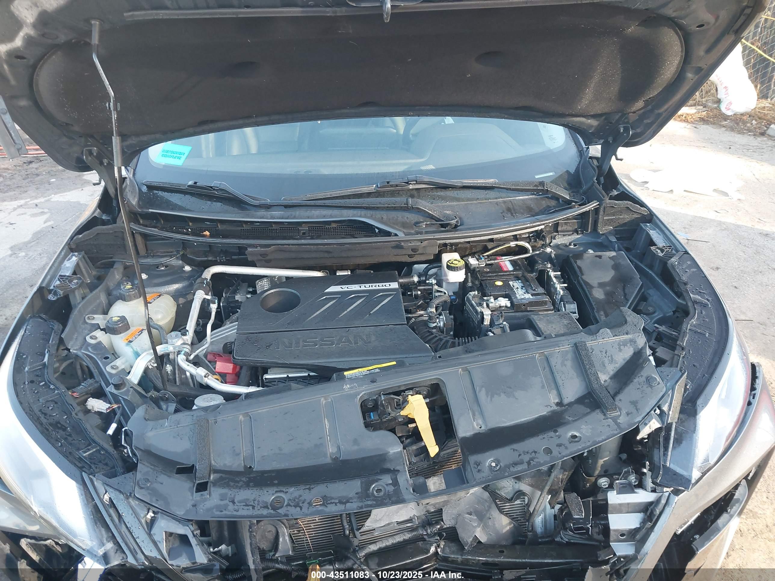 NISSAN ROGUE image 10