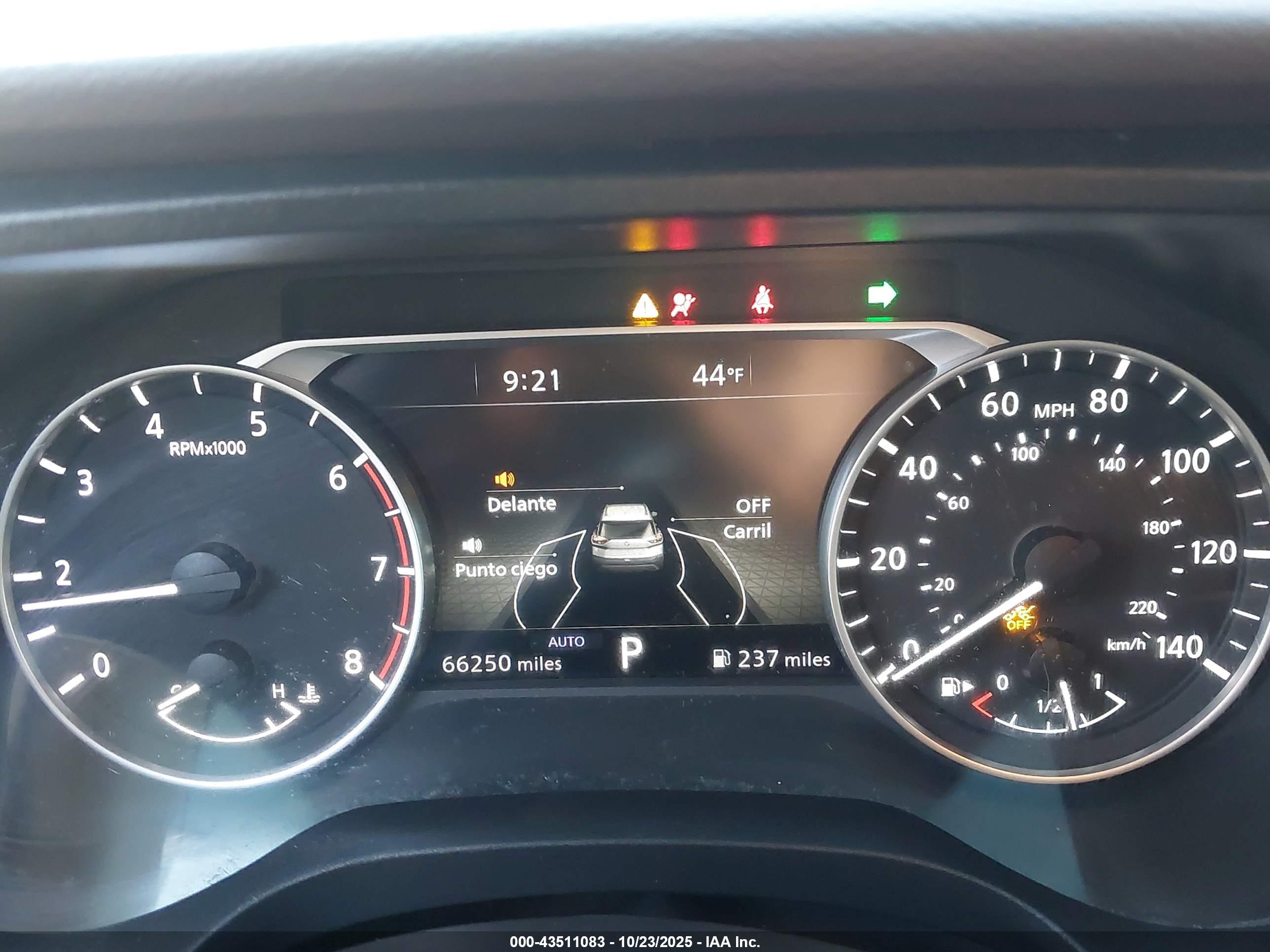 NISSAN ROGUE image 7