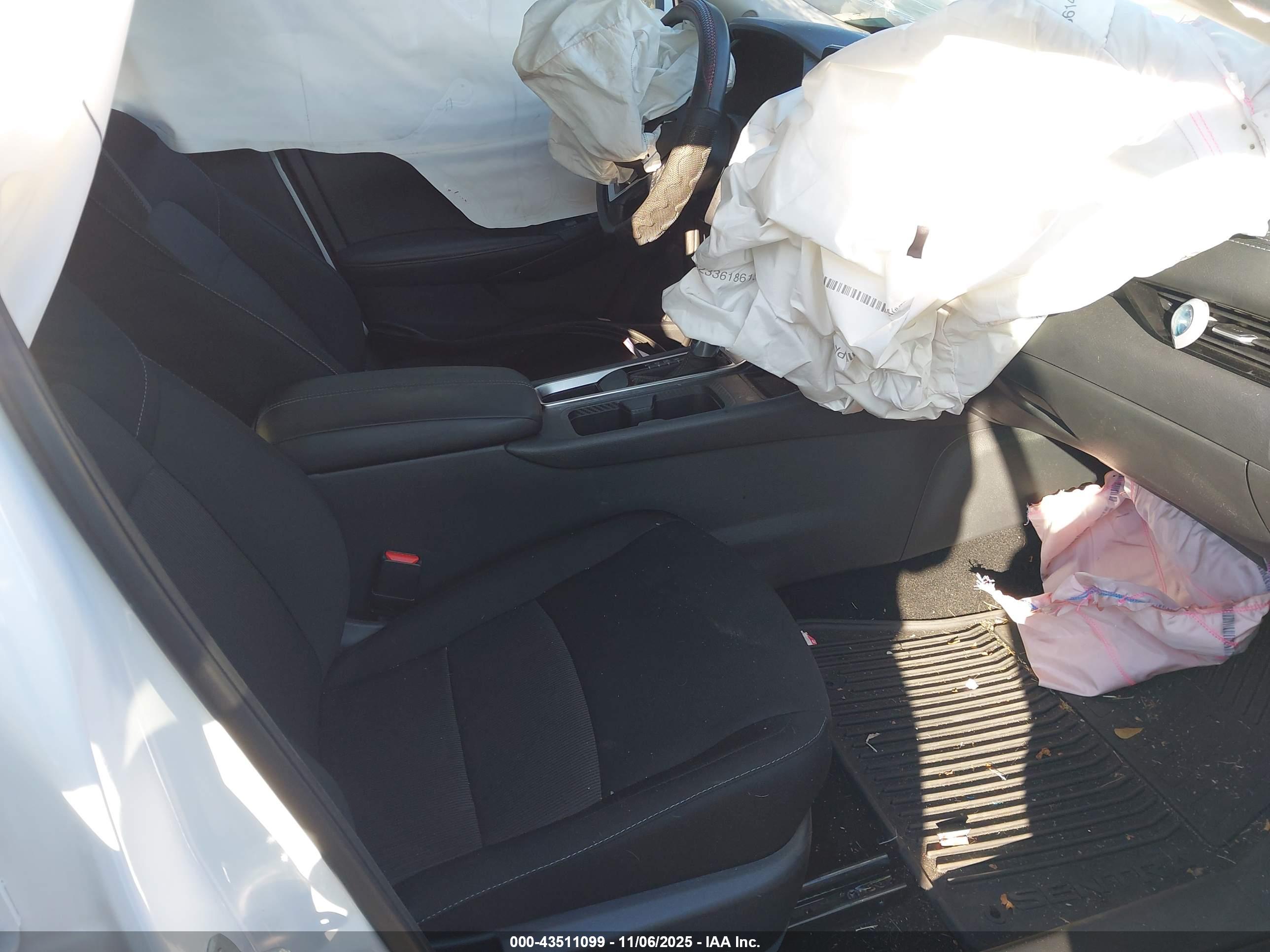 NISSAN SENTRA image 5