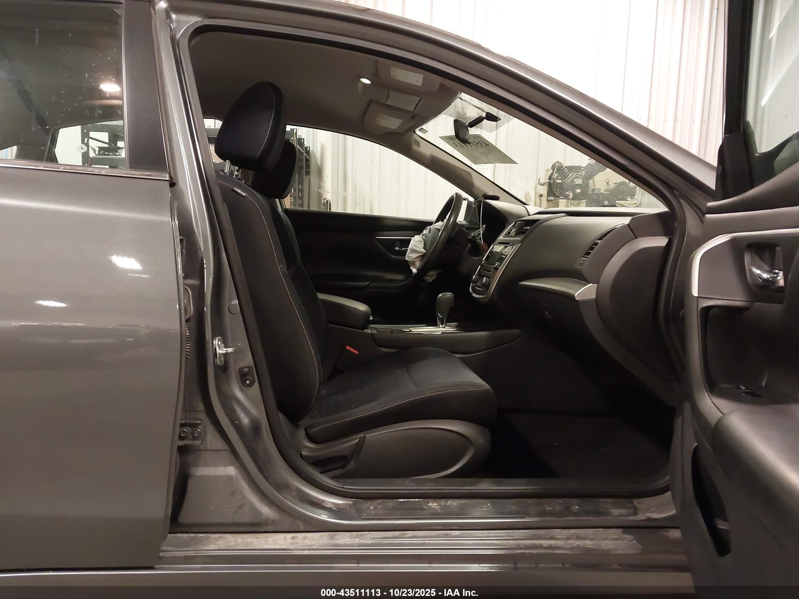NISSAN ALTIMA image 5