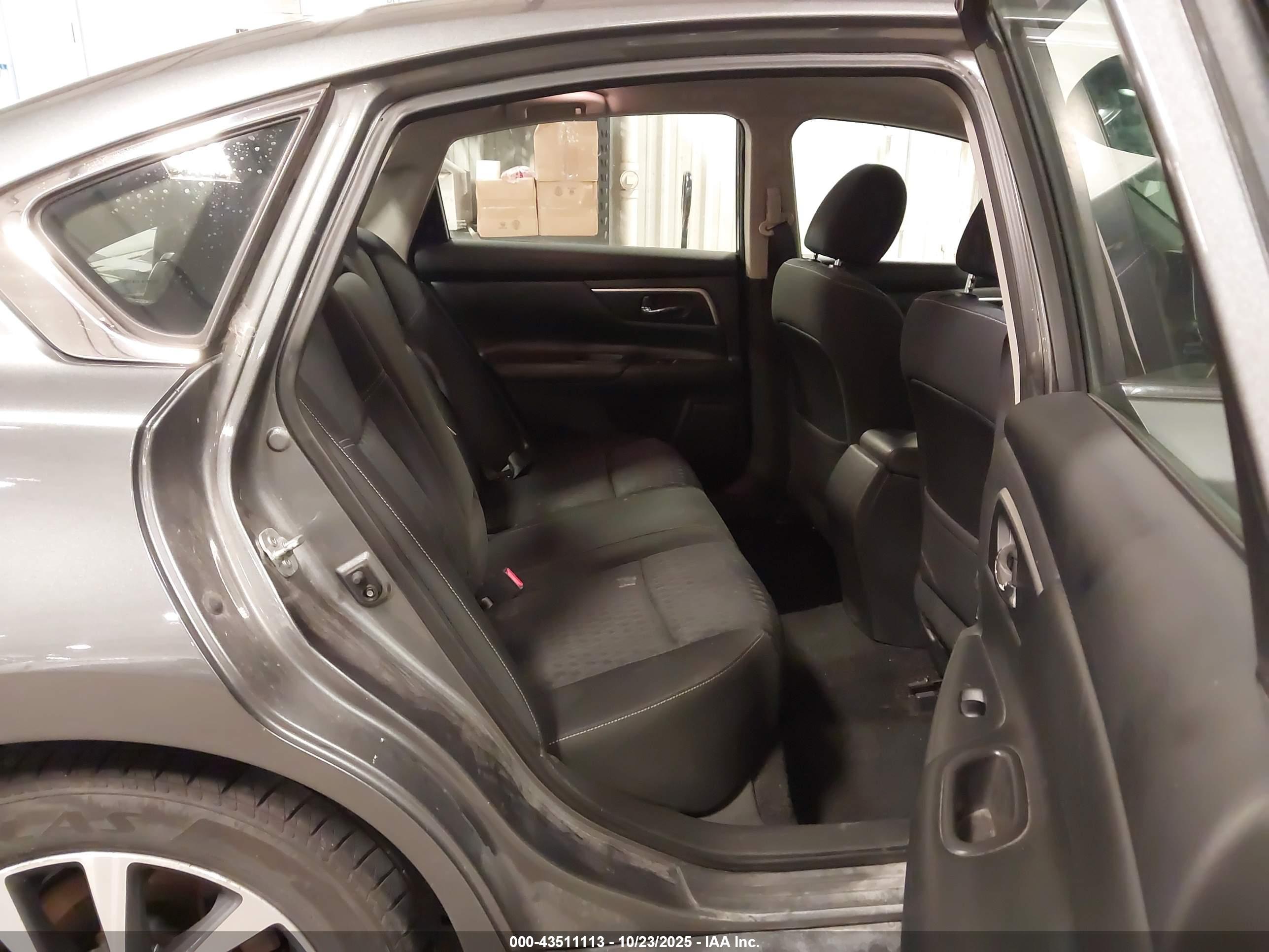 NISSAN ALTIMA image 8