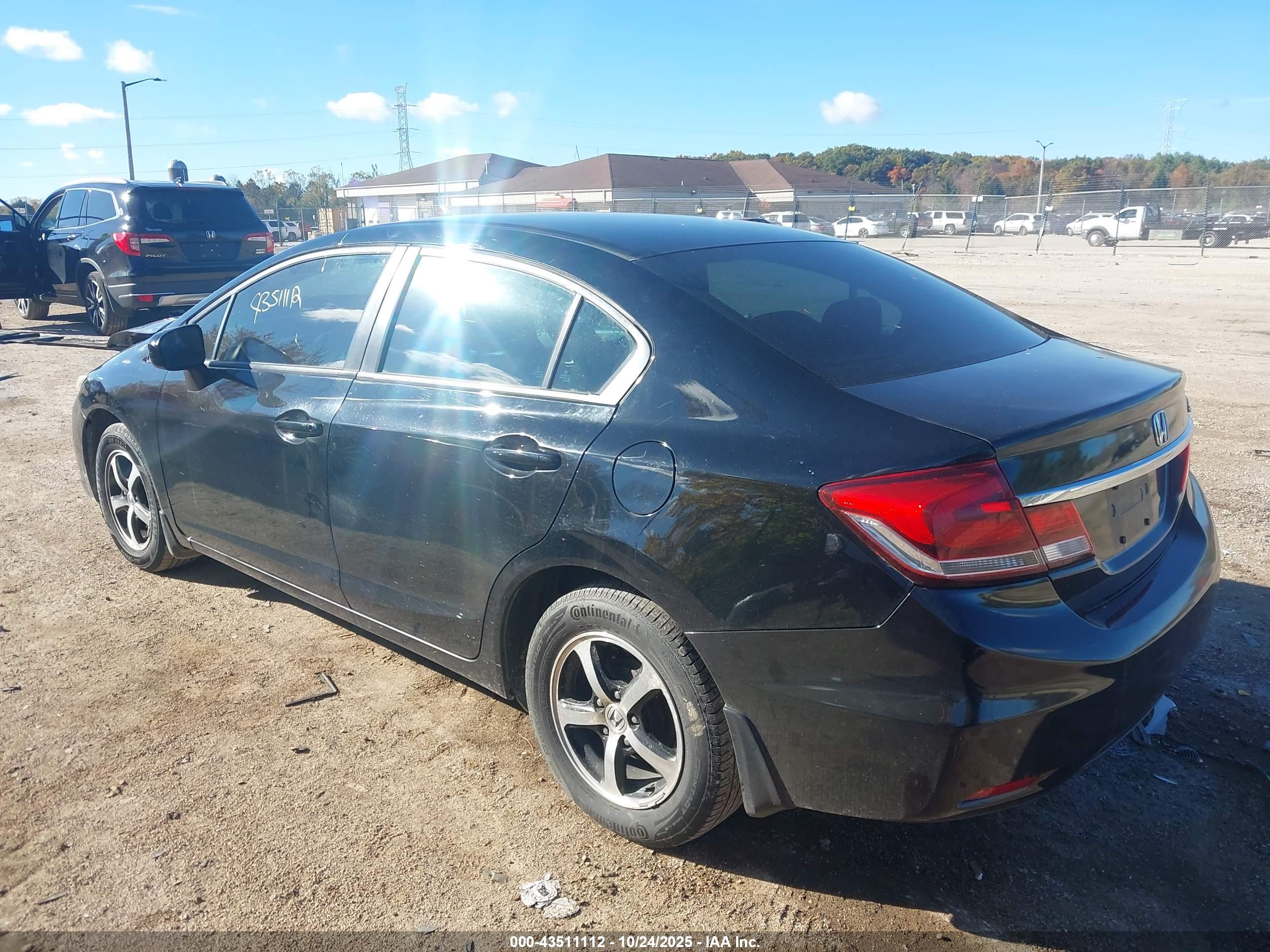 HONDA CIVIC image 3
