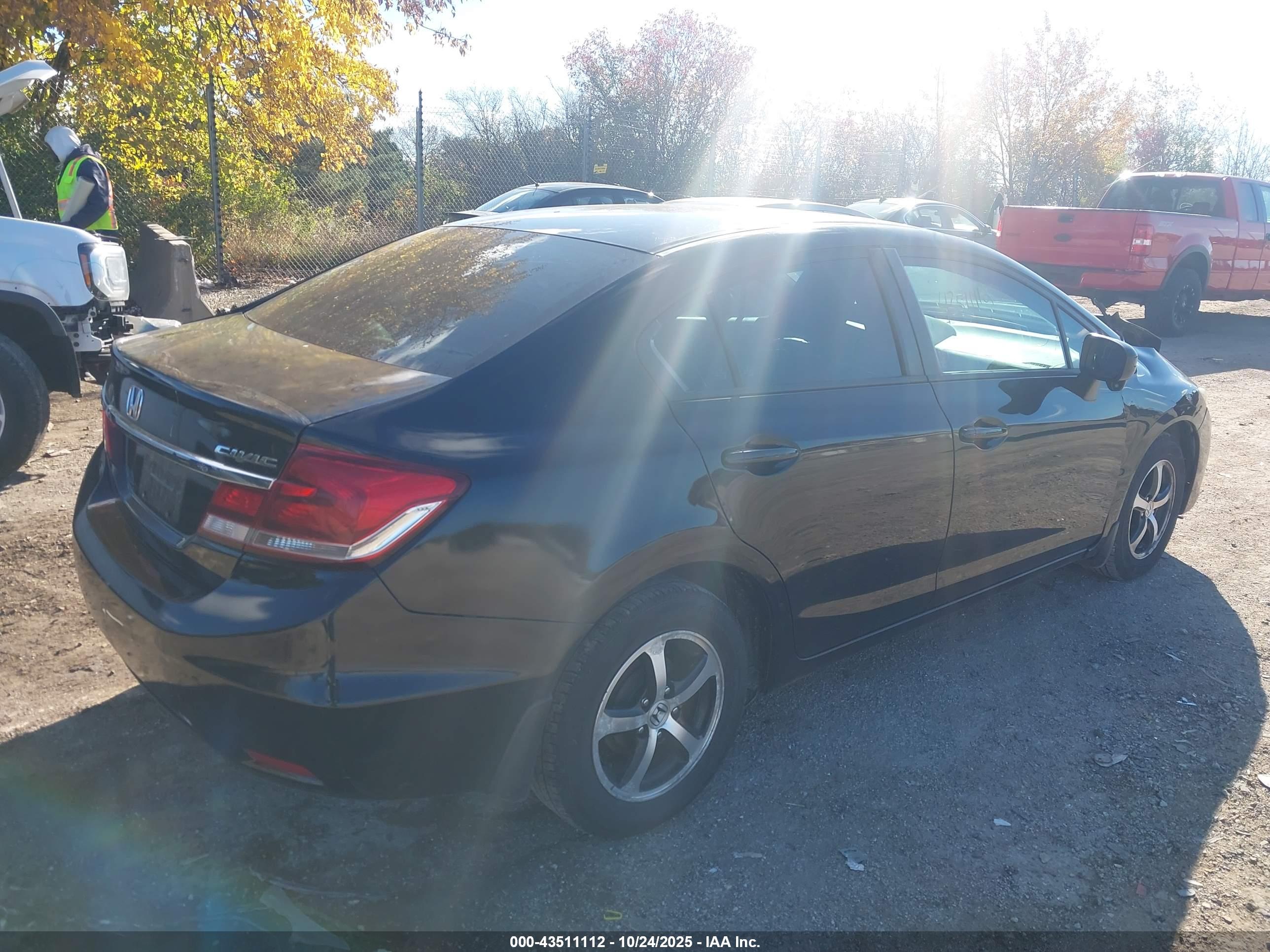 HONDA CIVIC image 4