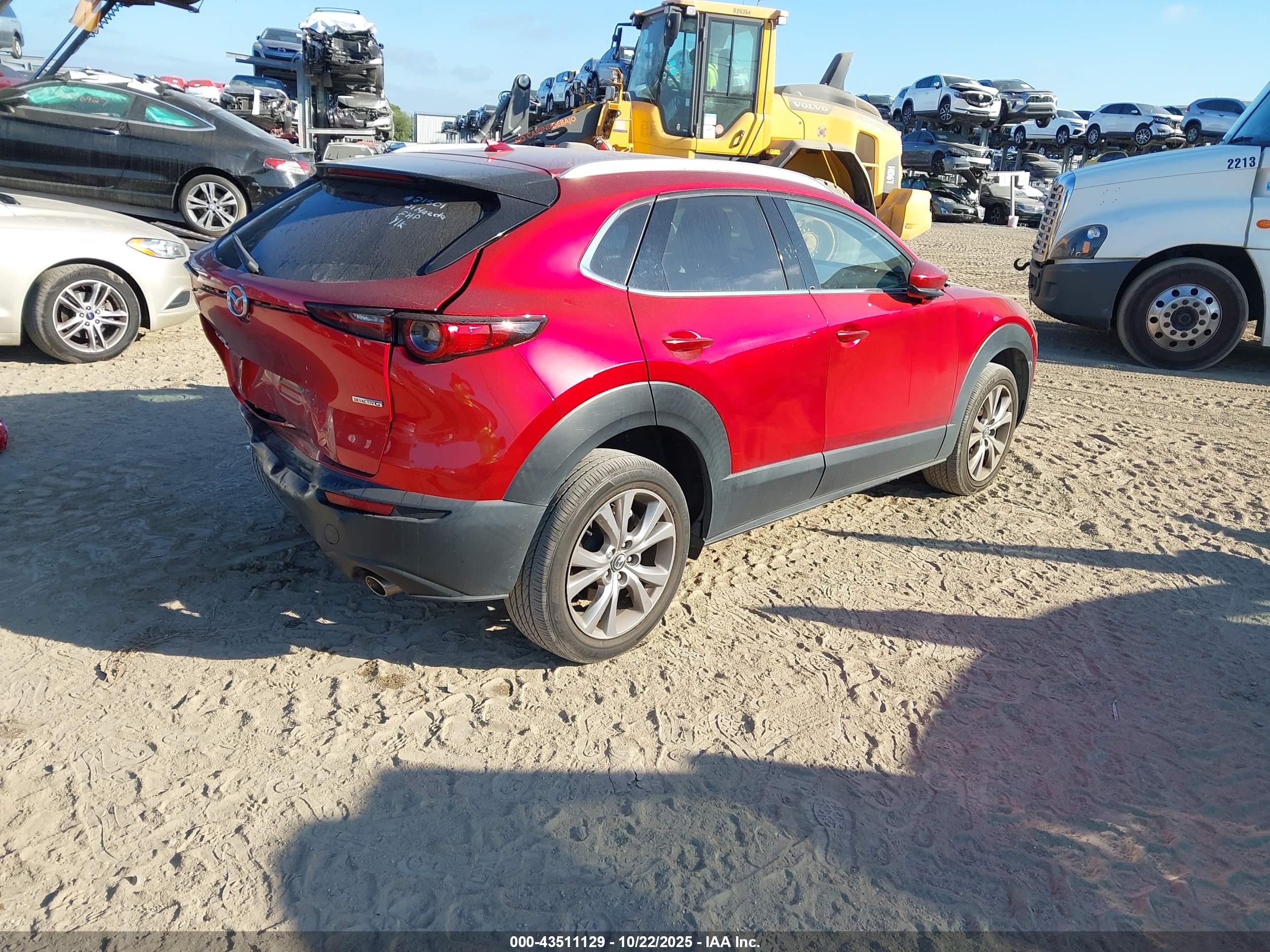 MAZDA CX-30 image 4