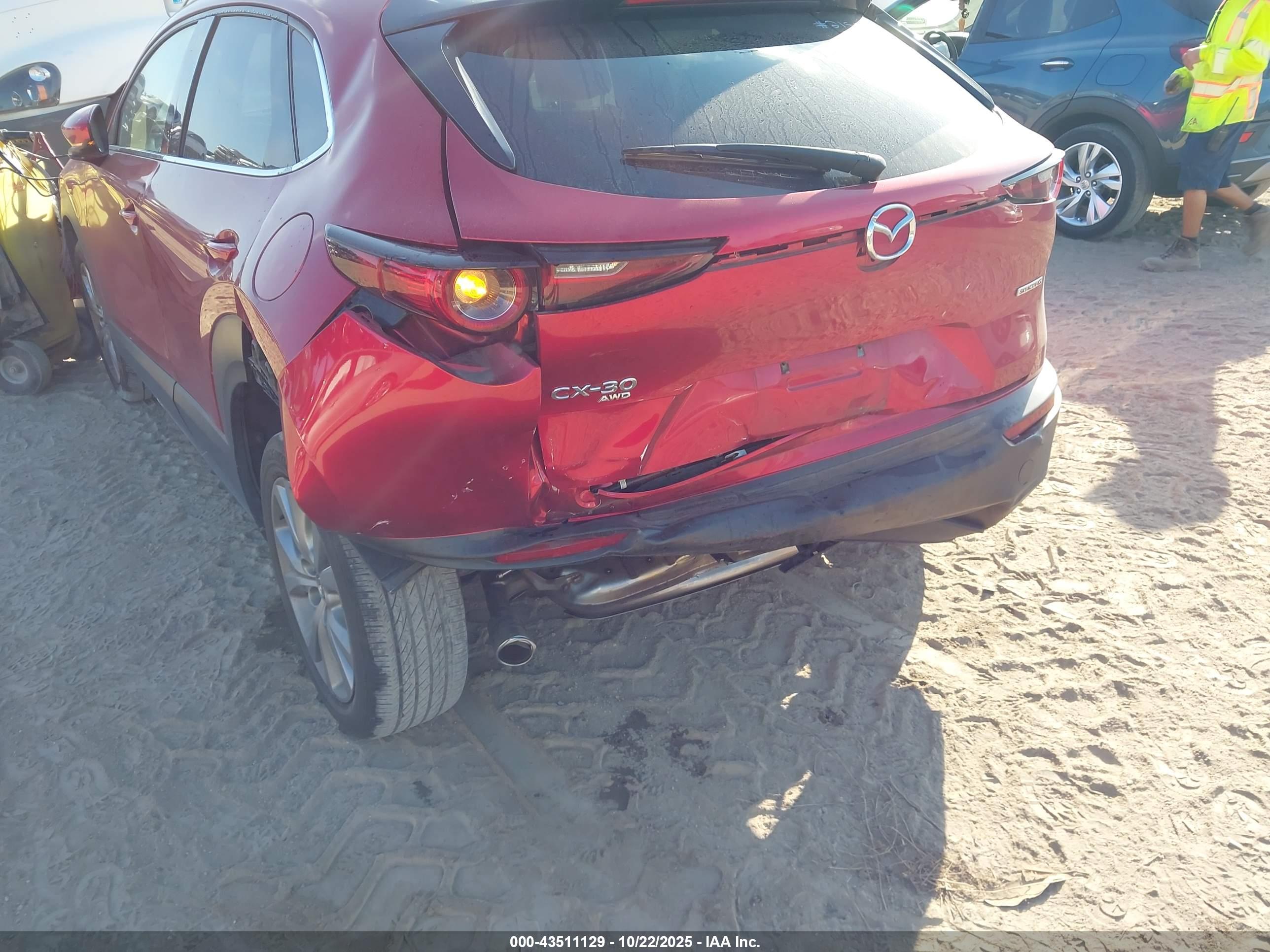 MAZDA CX-30 image 6