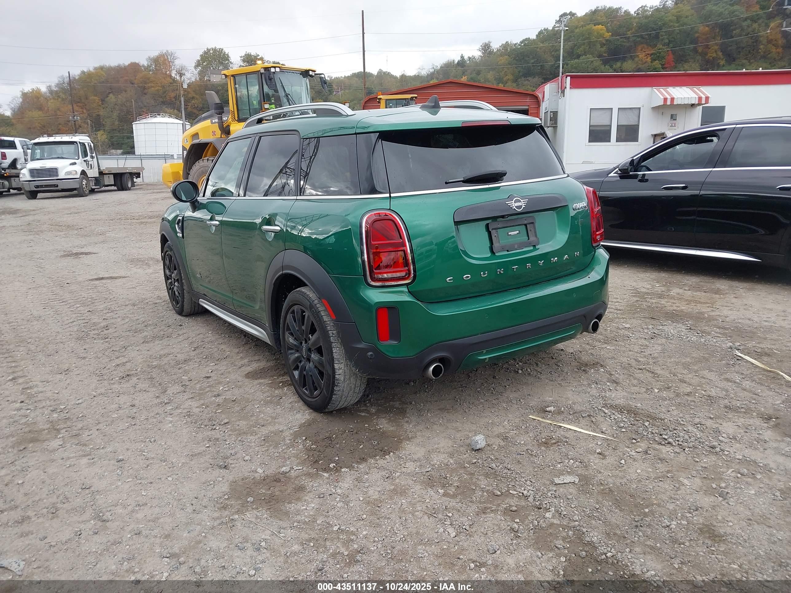 MINI COUNTRYMAN image 3