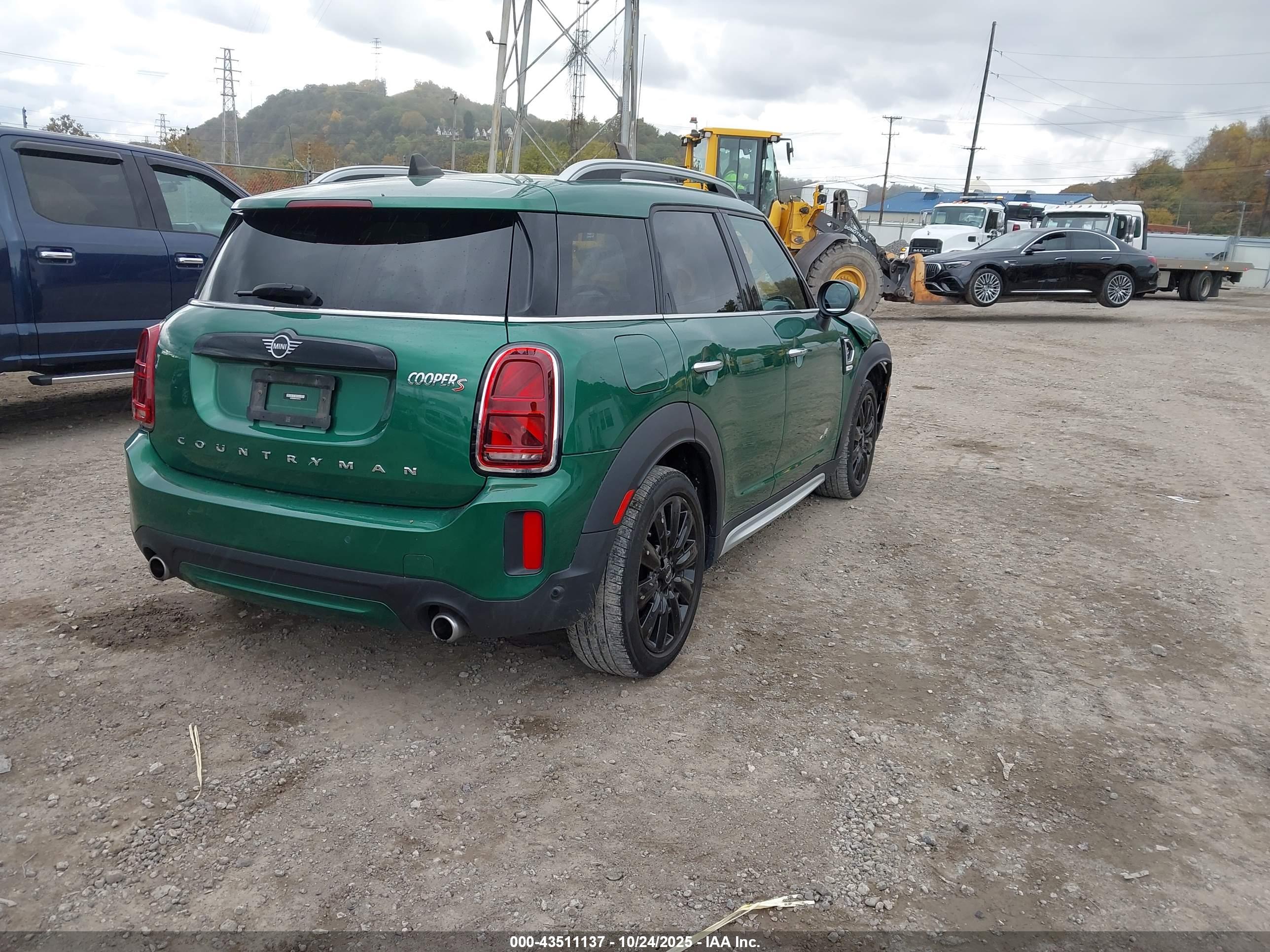 MINI COUNTRYMAN image 4