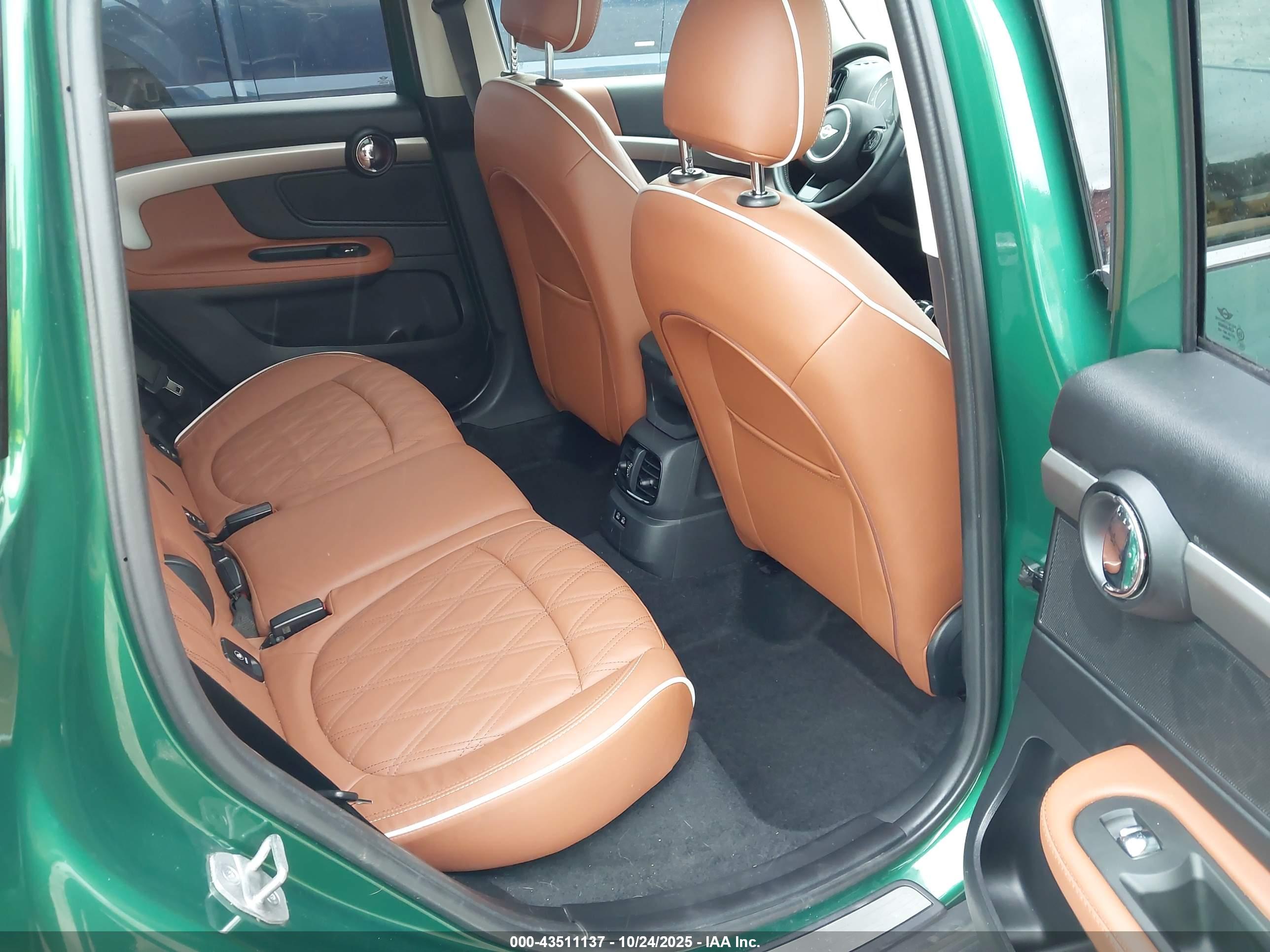 MINI COUNTRYMAN image 8