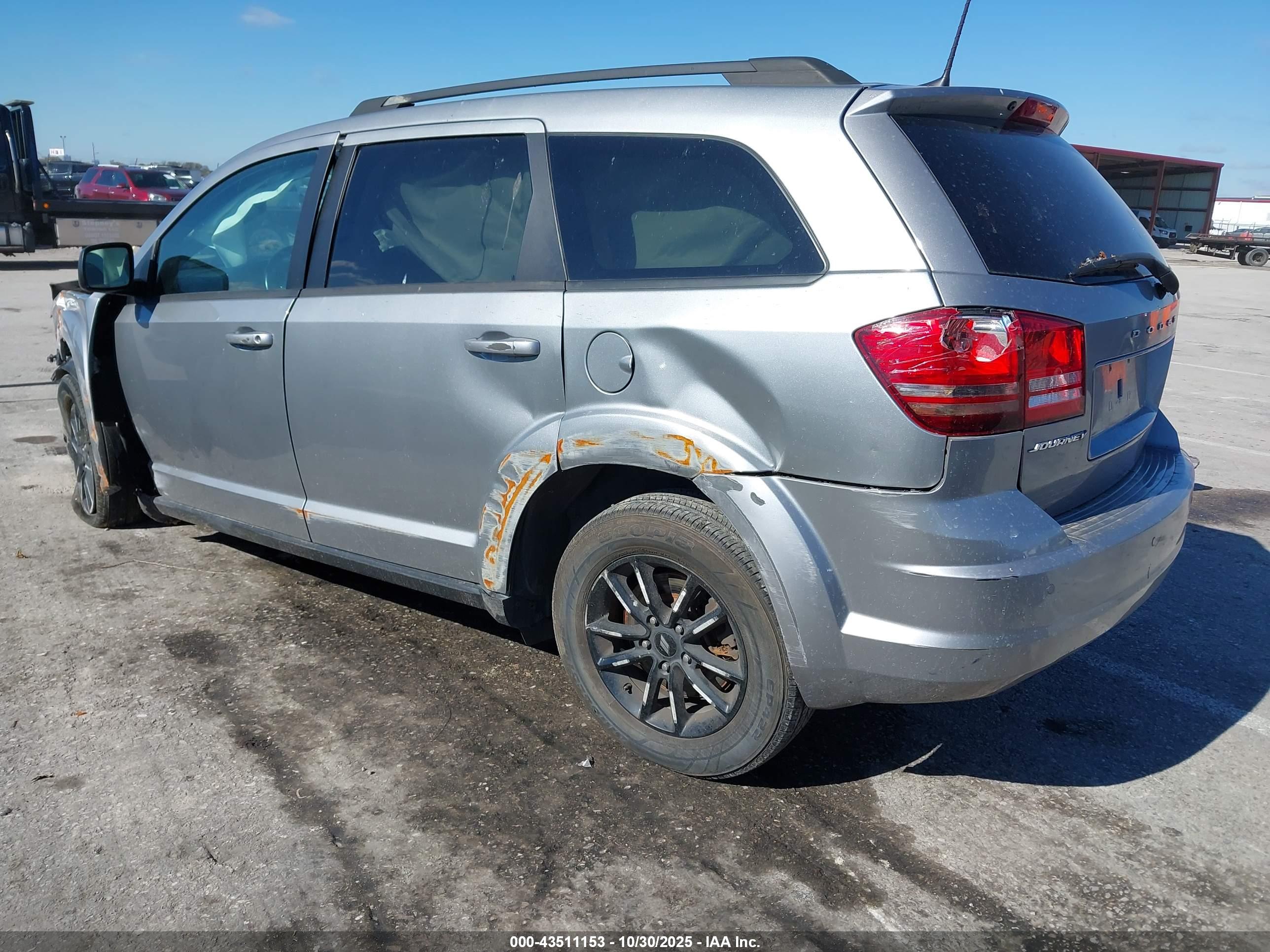 DODGE JOURNEY image 3