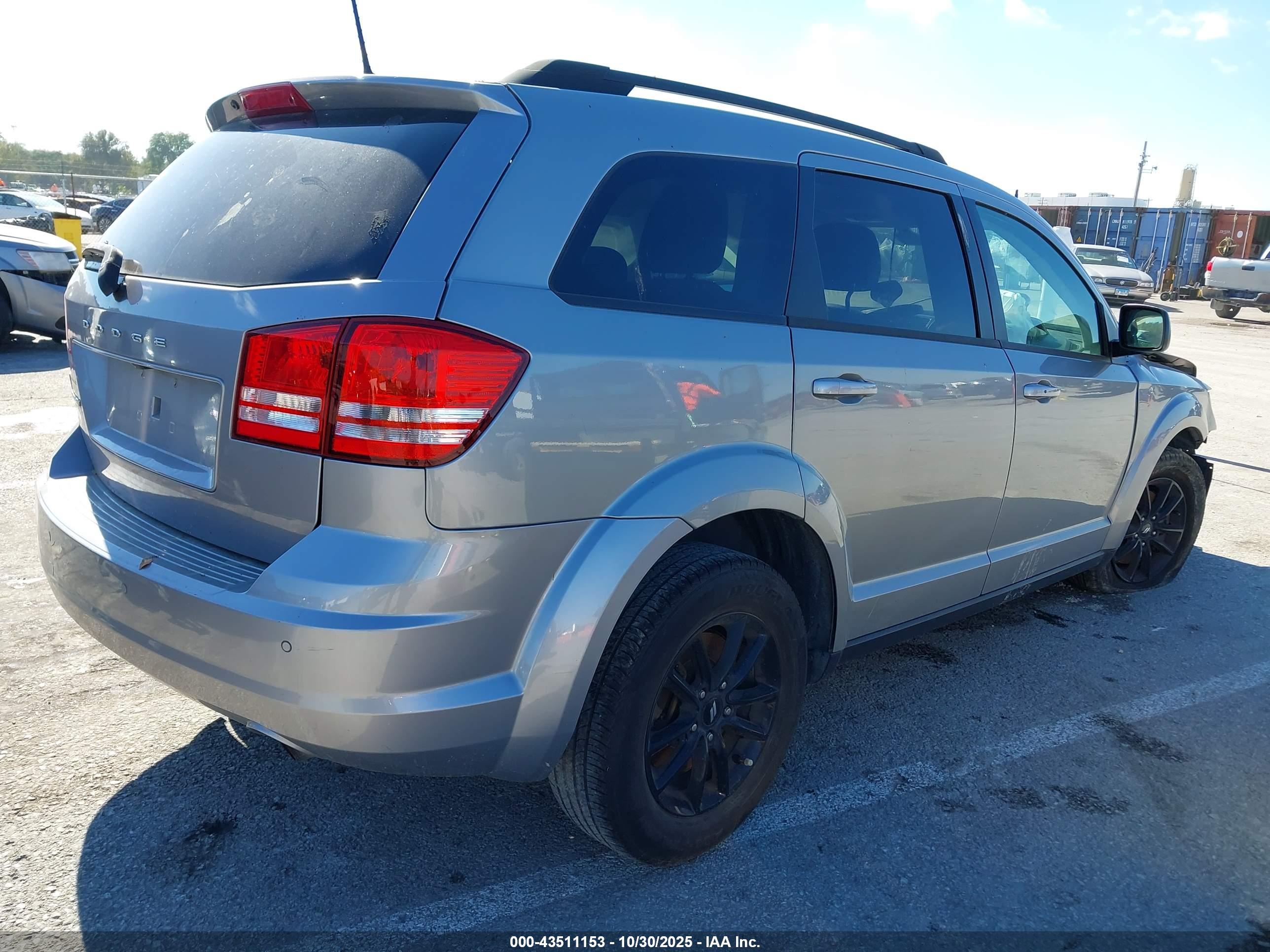 DODGE JOURNEY image 4