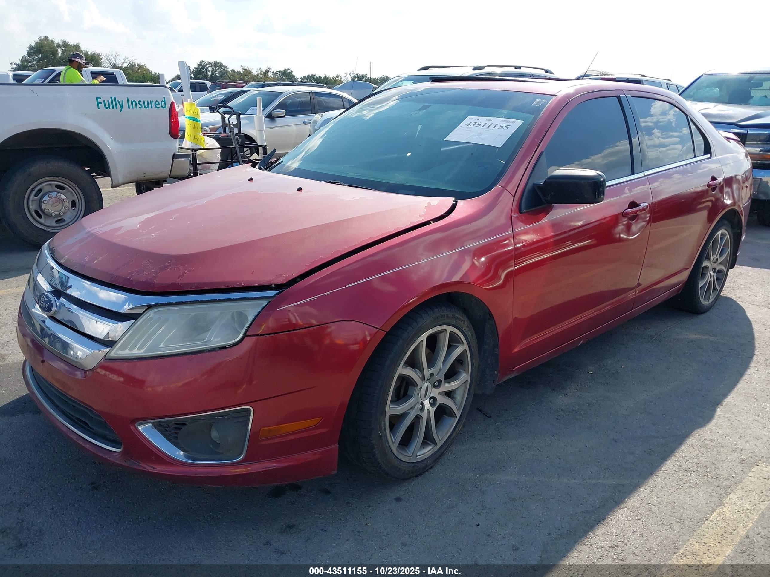 FORD FUSION image 2