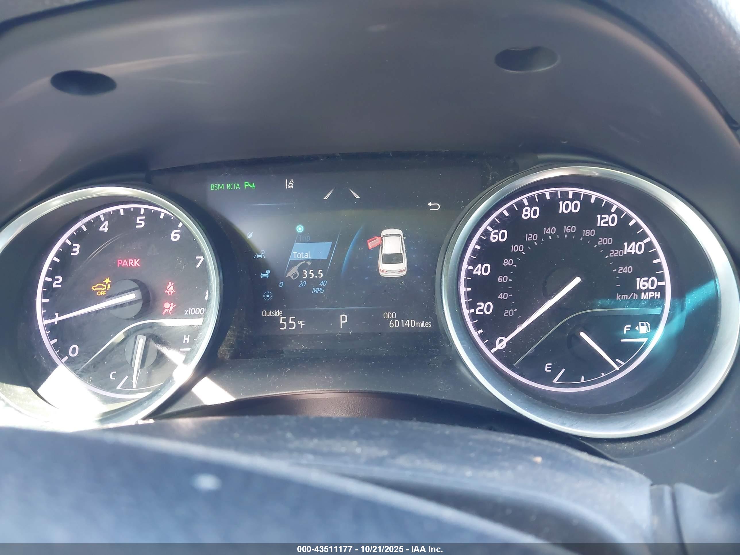 TOYOTA CAMRY image 7