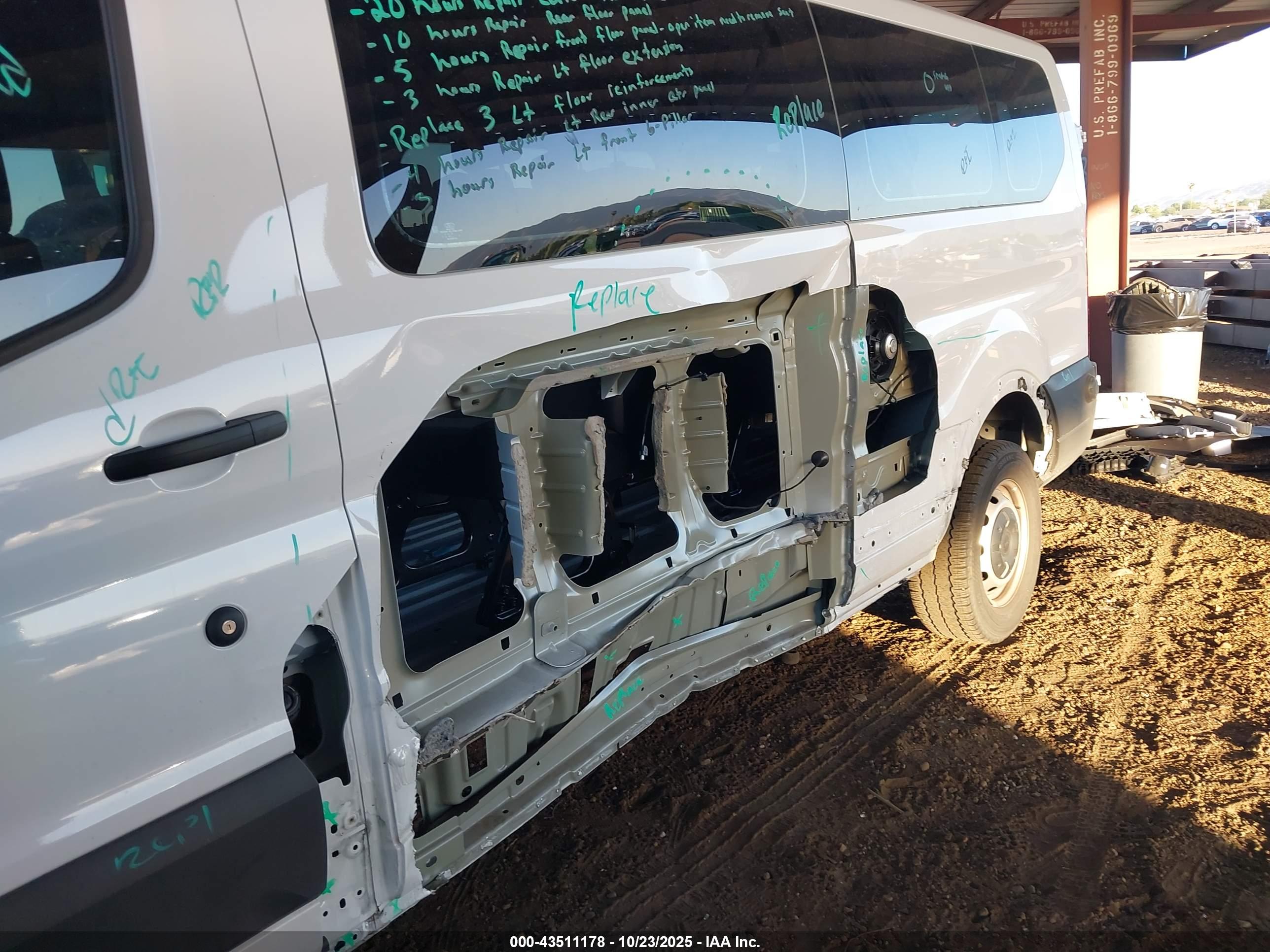 FORD TRANSIT-350 image 6