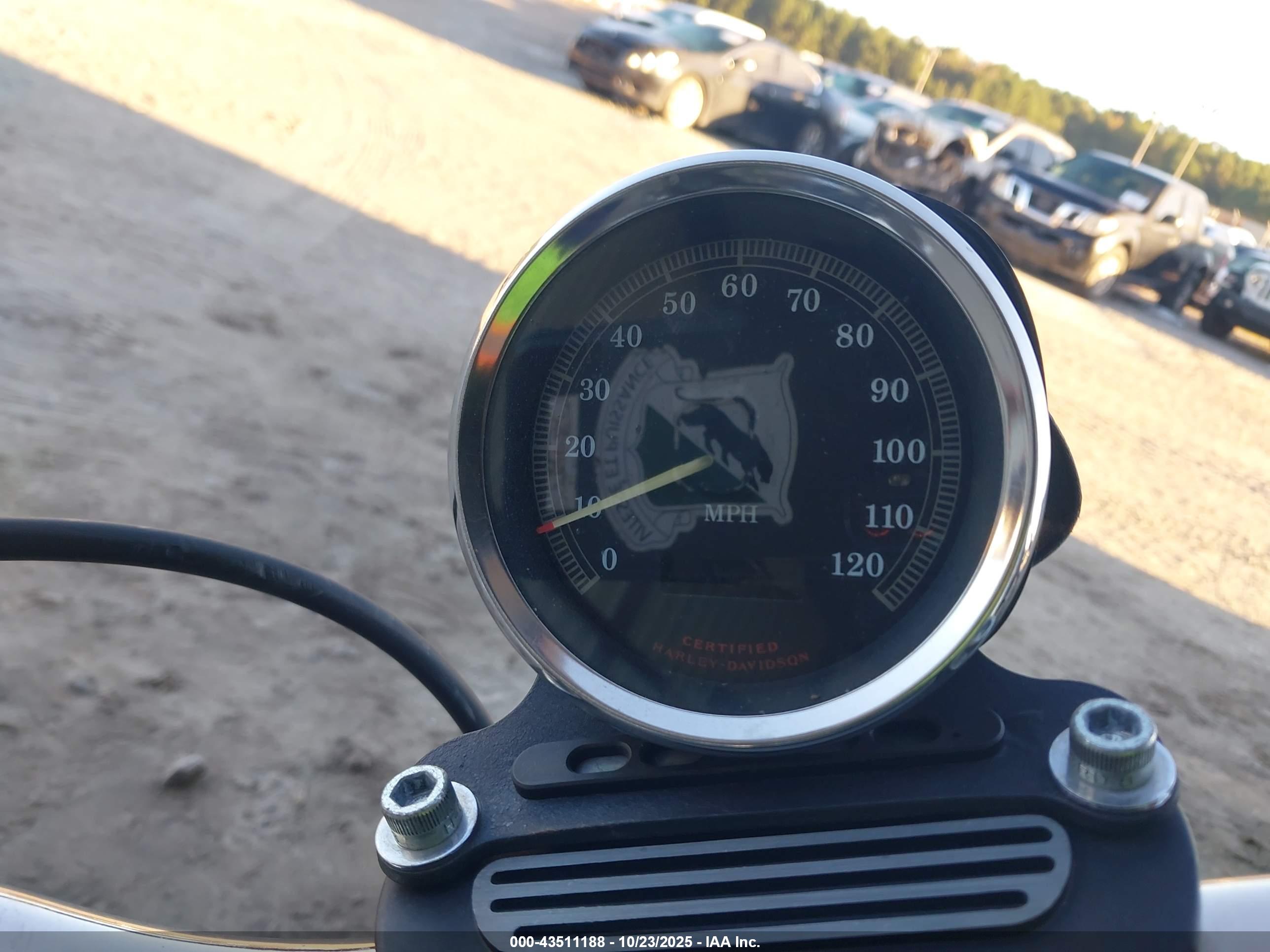 HARLEY-DAVIDSON FXD image 7