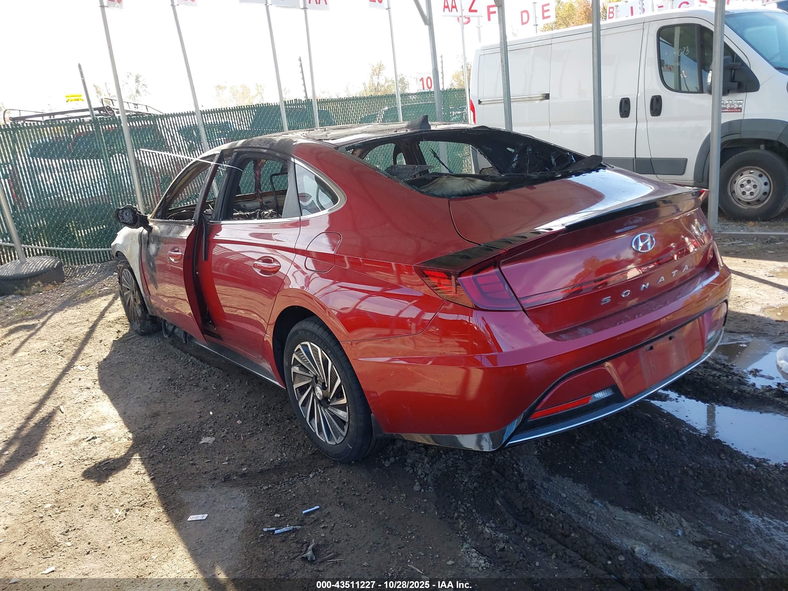 HYUNDAI SONATA image 3