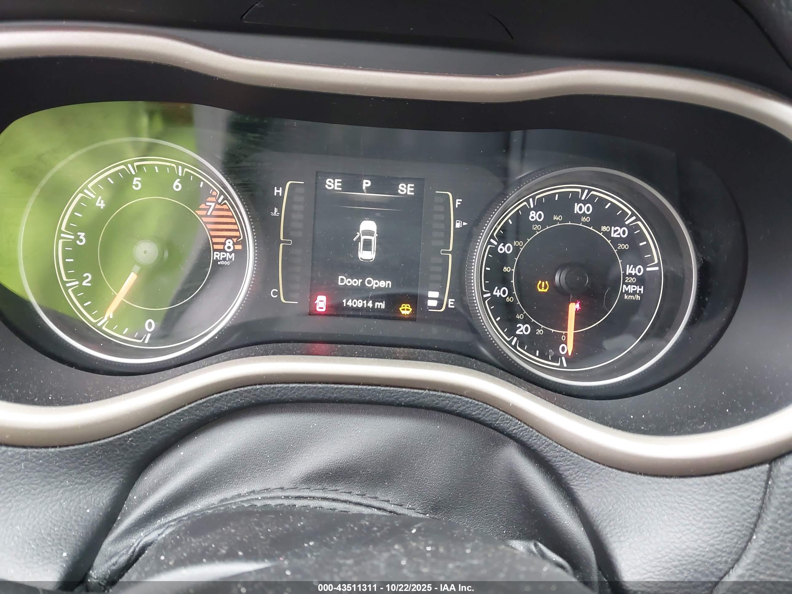 JEEP CHEROKEE image 7