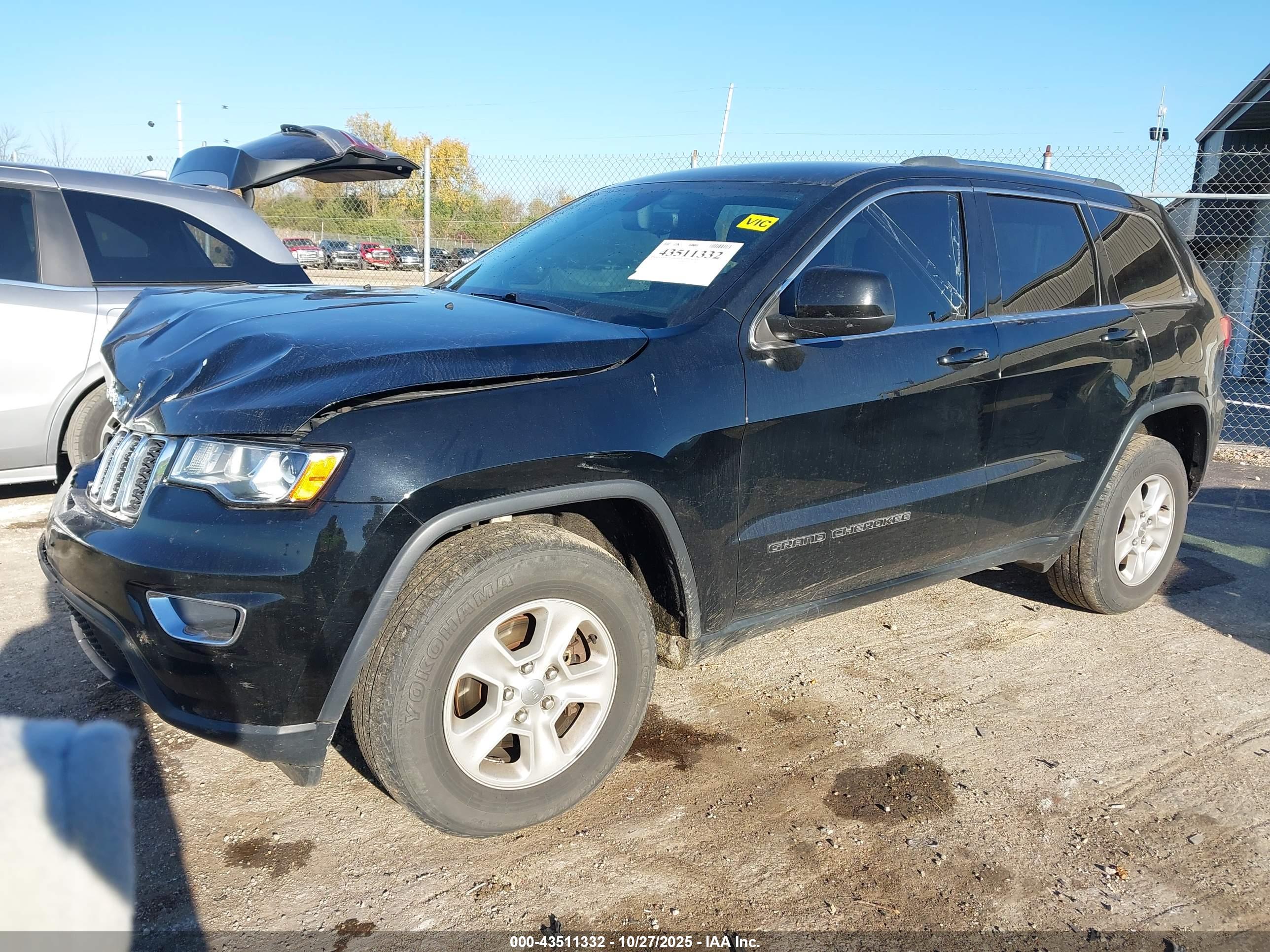 JEEP GRAND image 2