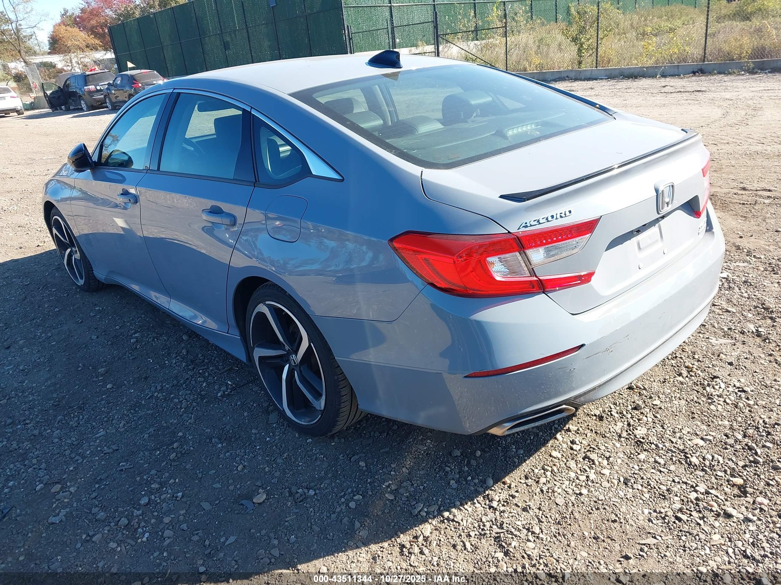 HONDA ACCORD image 3