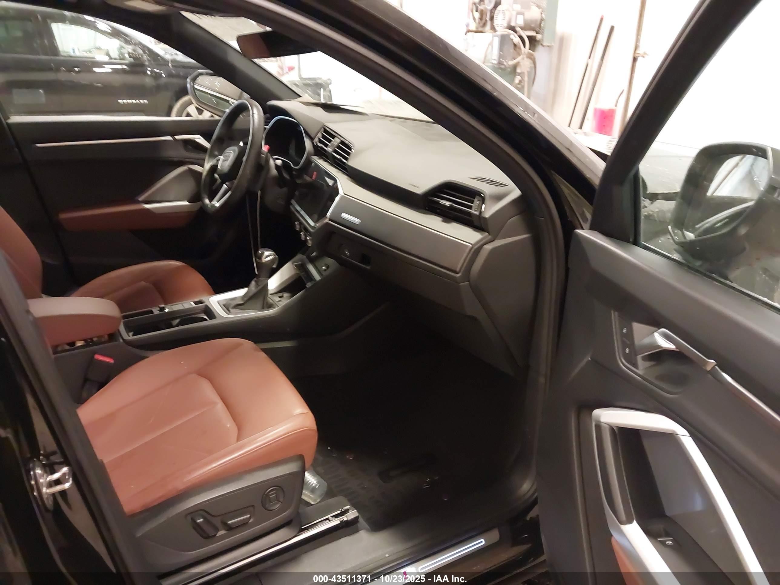 AUDI Q3 image 5
