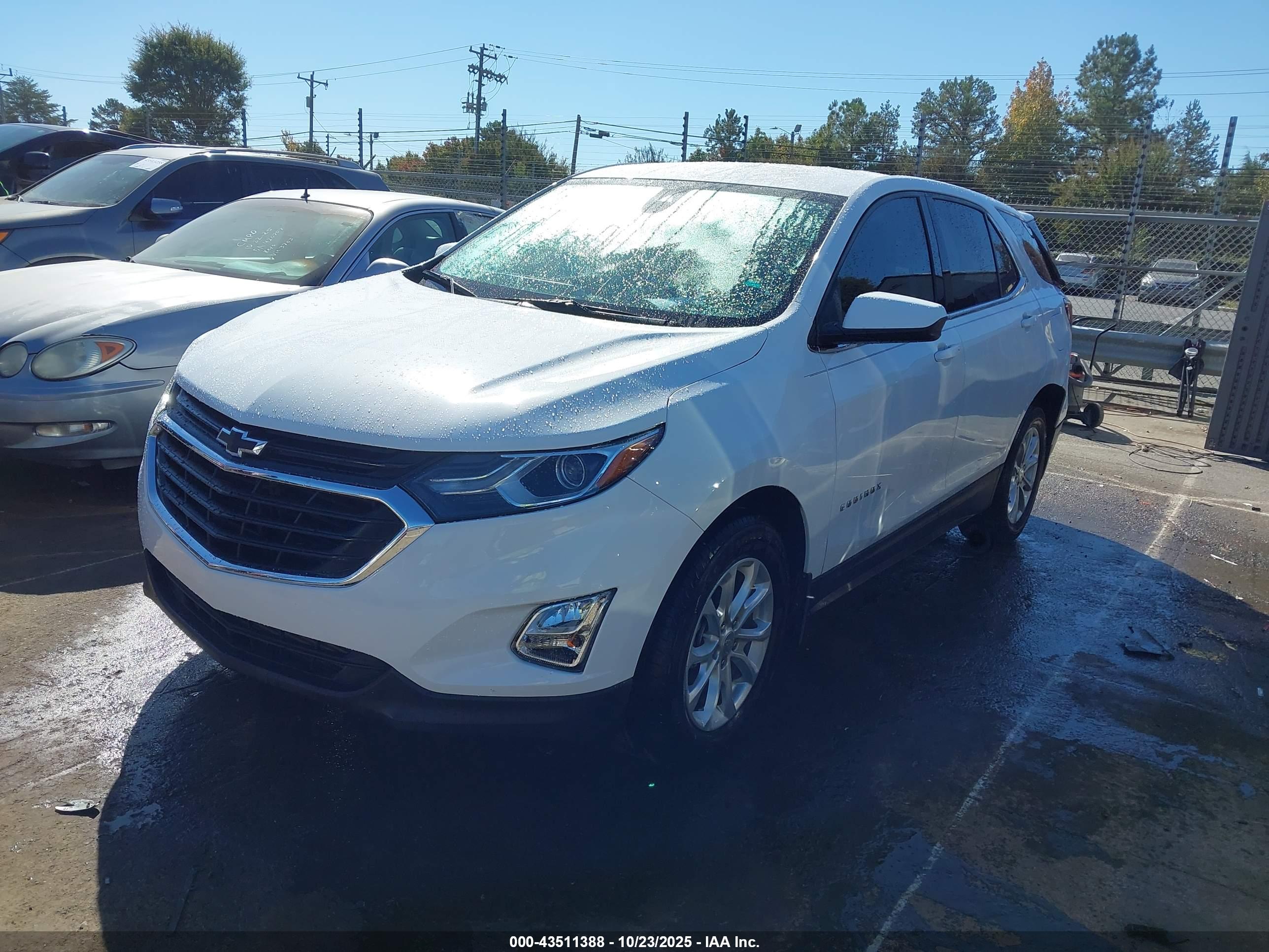 CHEVROLET EQUINOX image 2