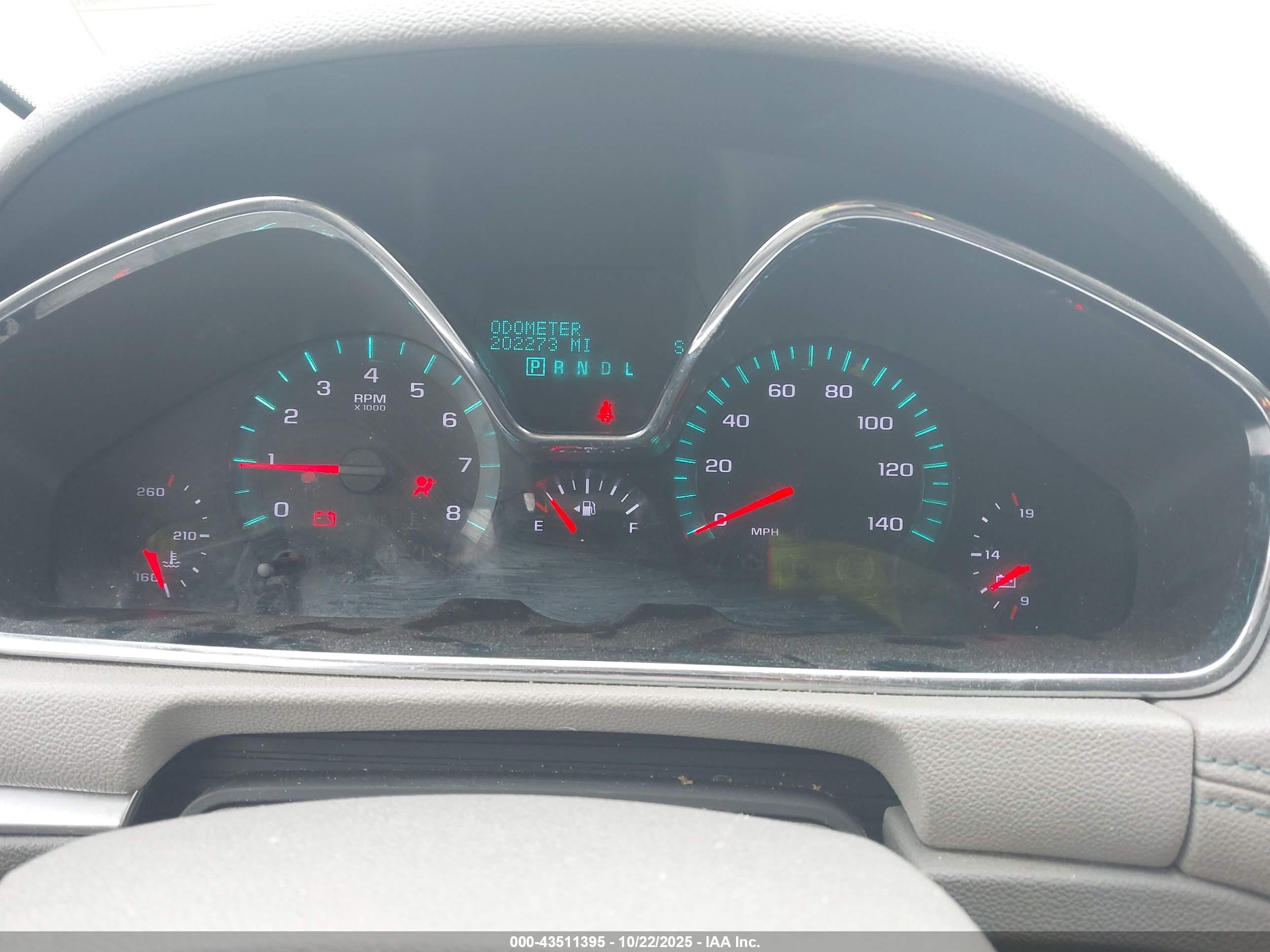 CHEVROLET TRAVERSE image 7