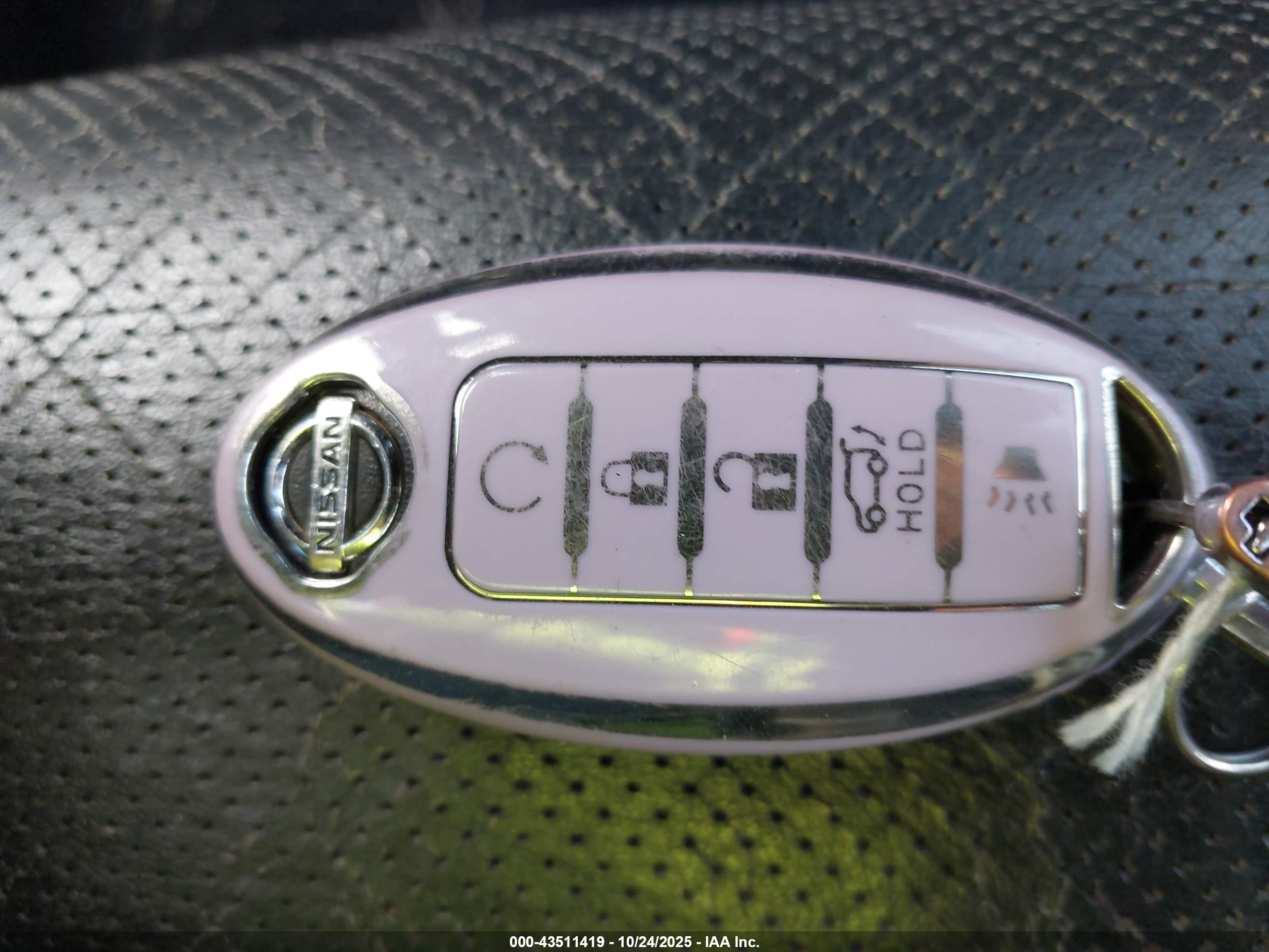 NISSAN ALTIMA image 11