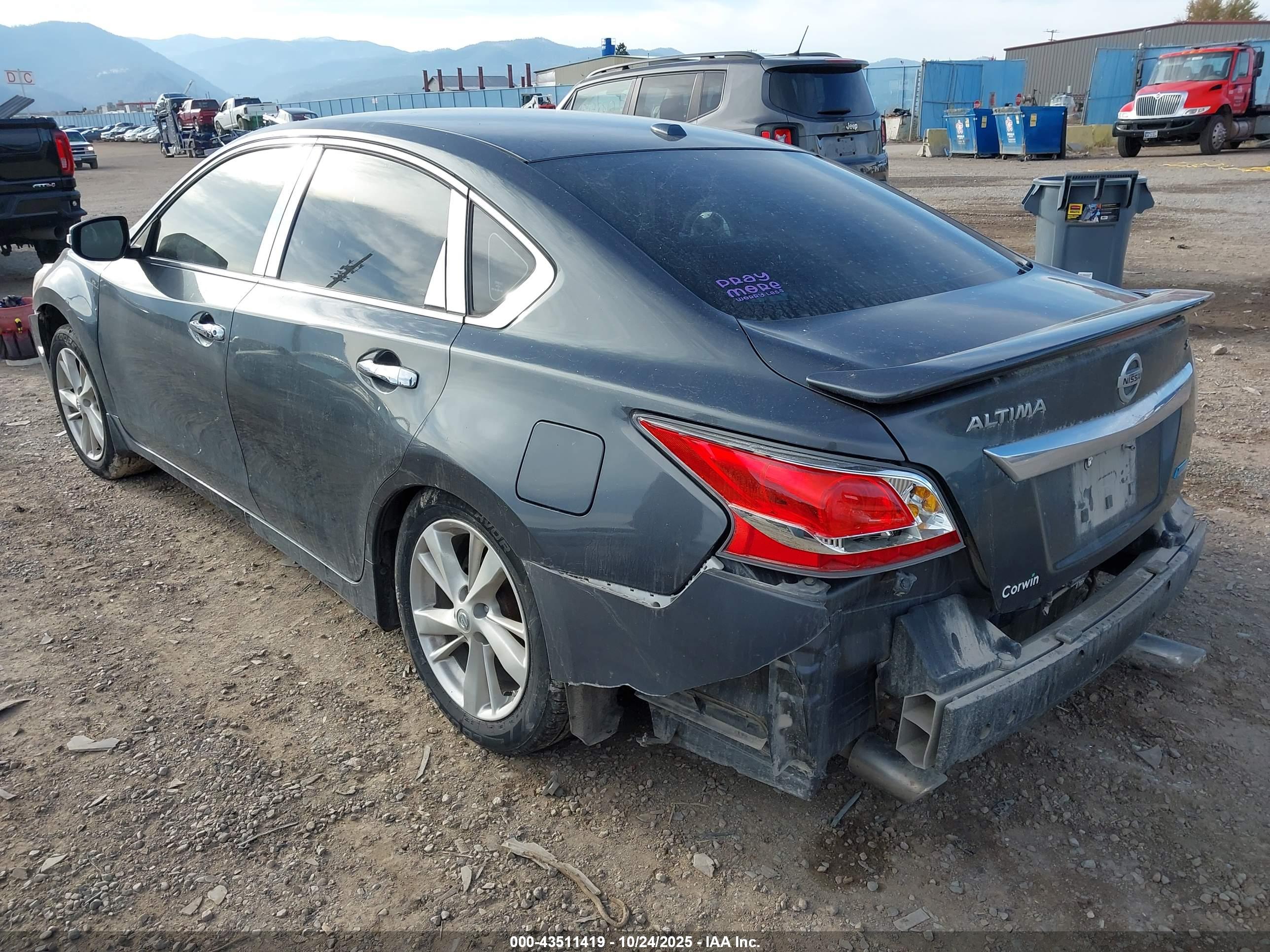 NISSAN ALTIMA image 3