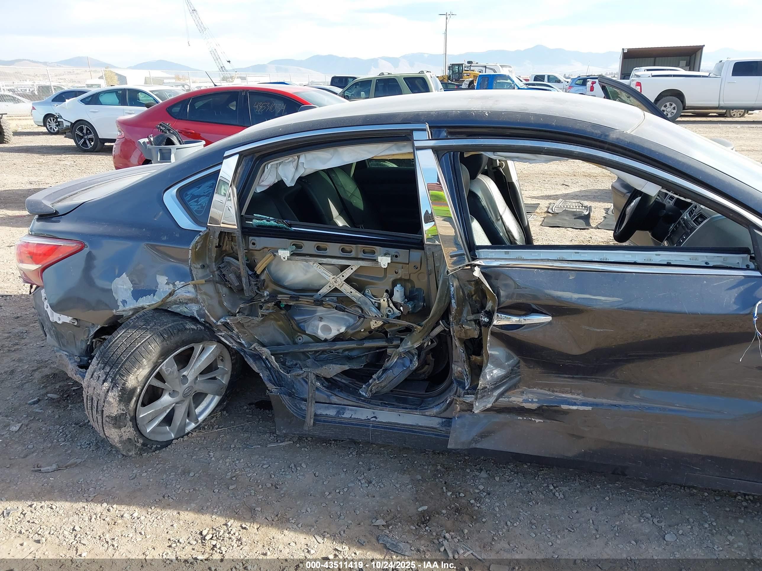 NISSAN ALTIMA image 6