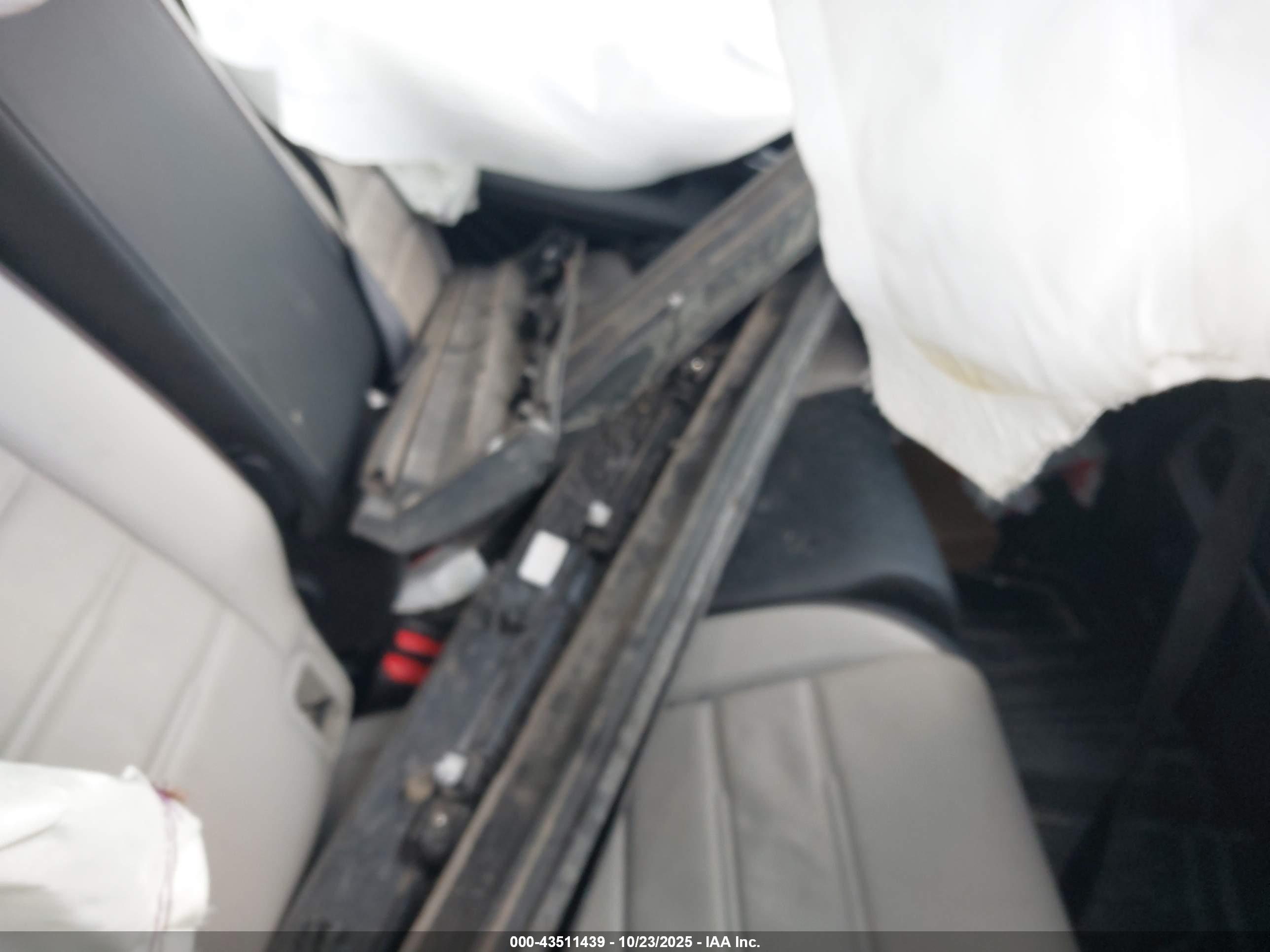 HONDA CR-V image 8