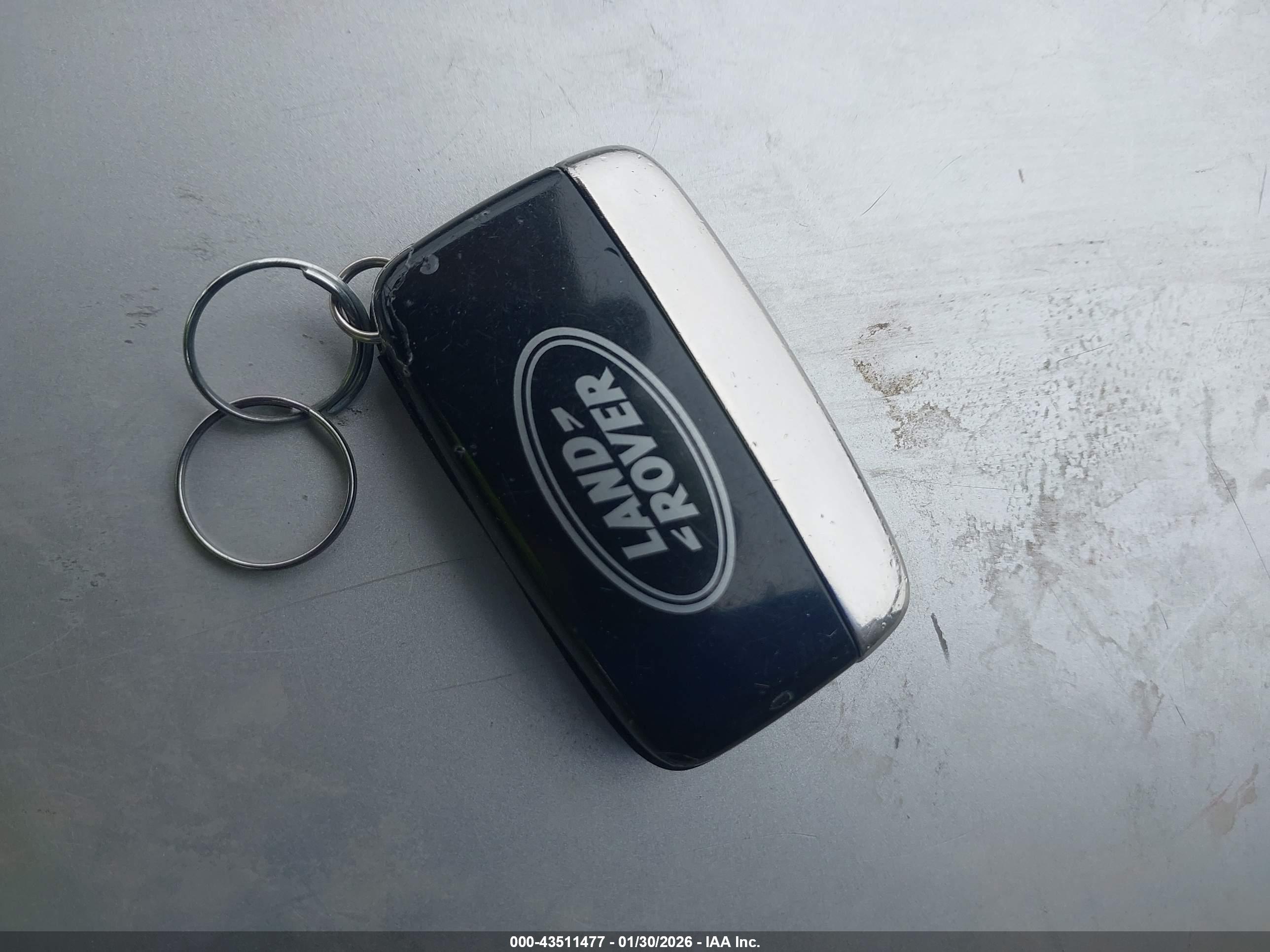 LAND ROVER image 11