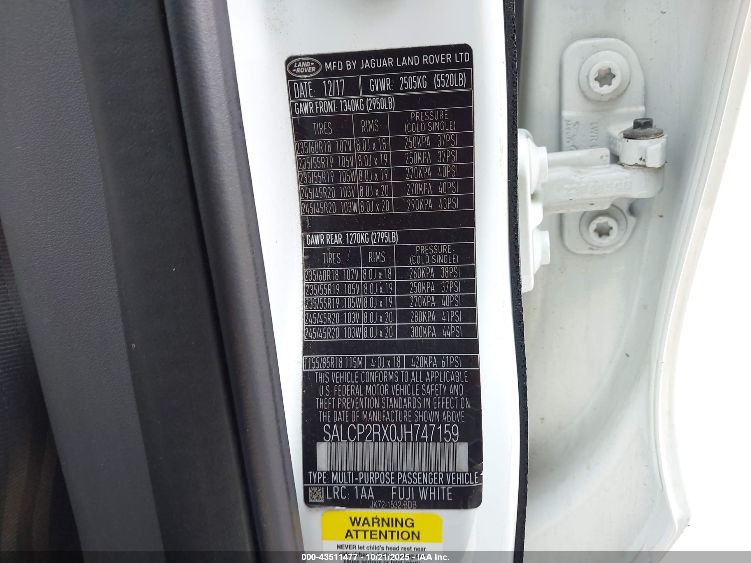 LAND ROVER image 9