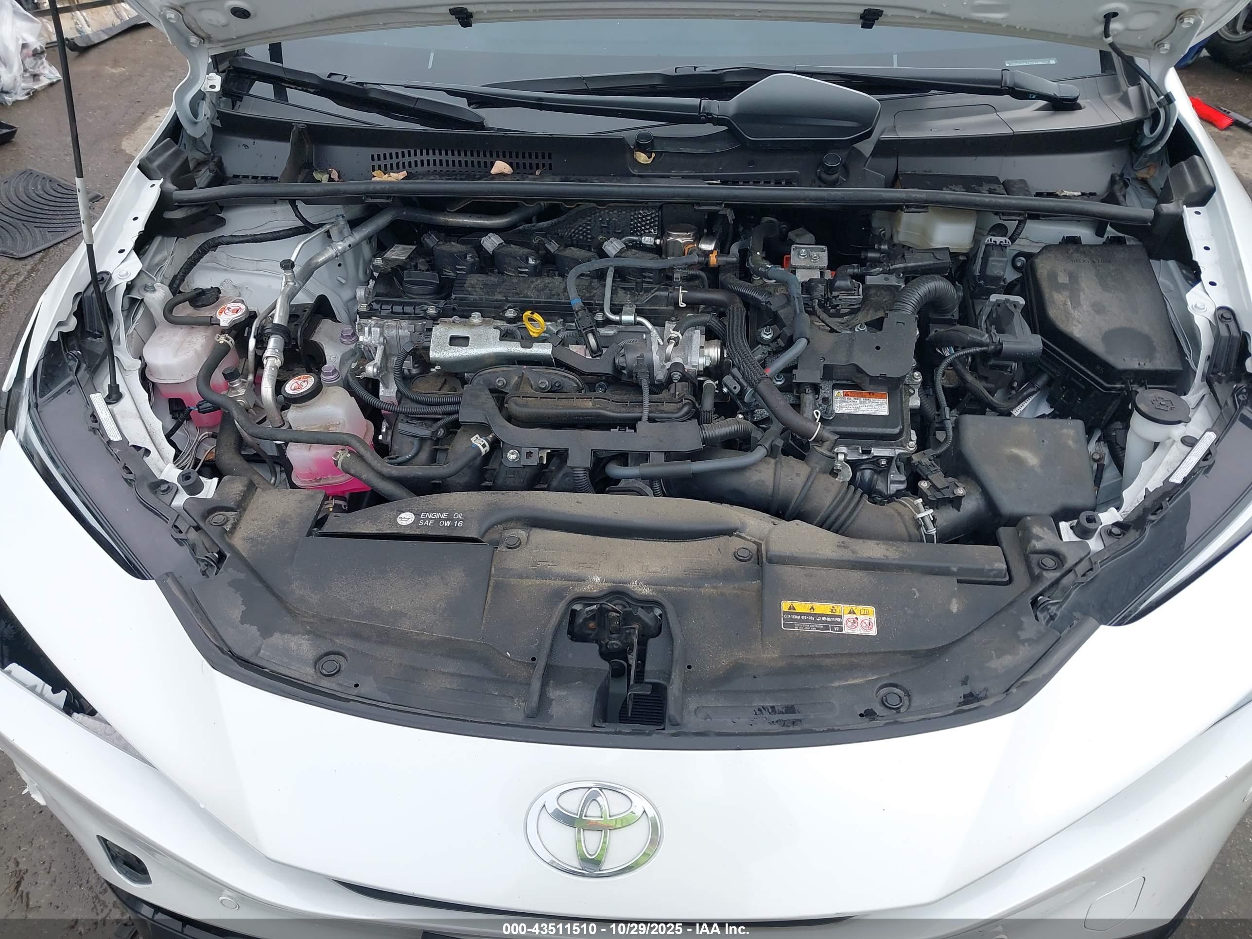 TOYOTA PRIUS image 10