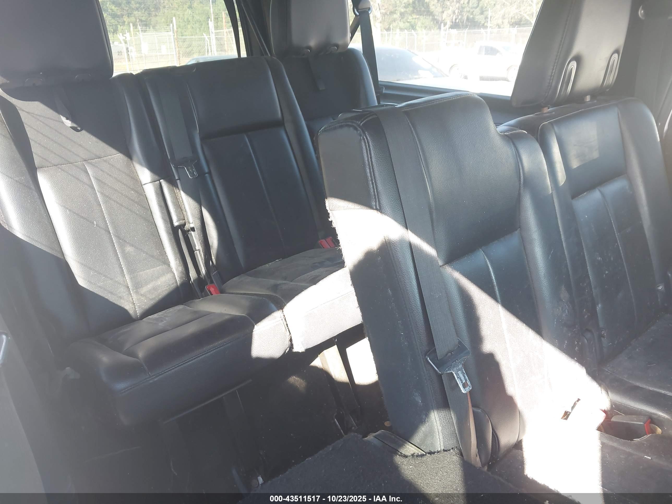 FORD EXPEDITION image 8