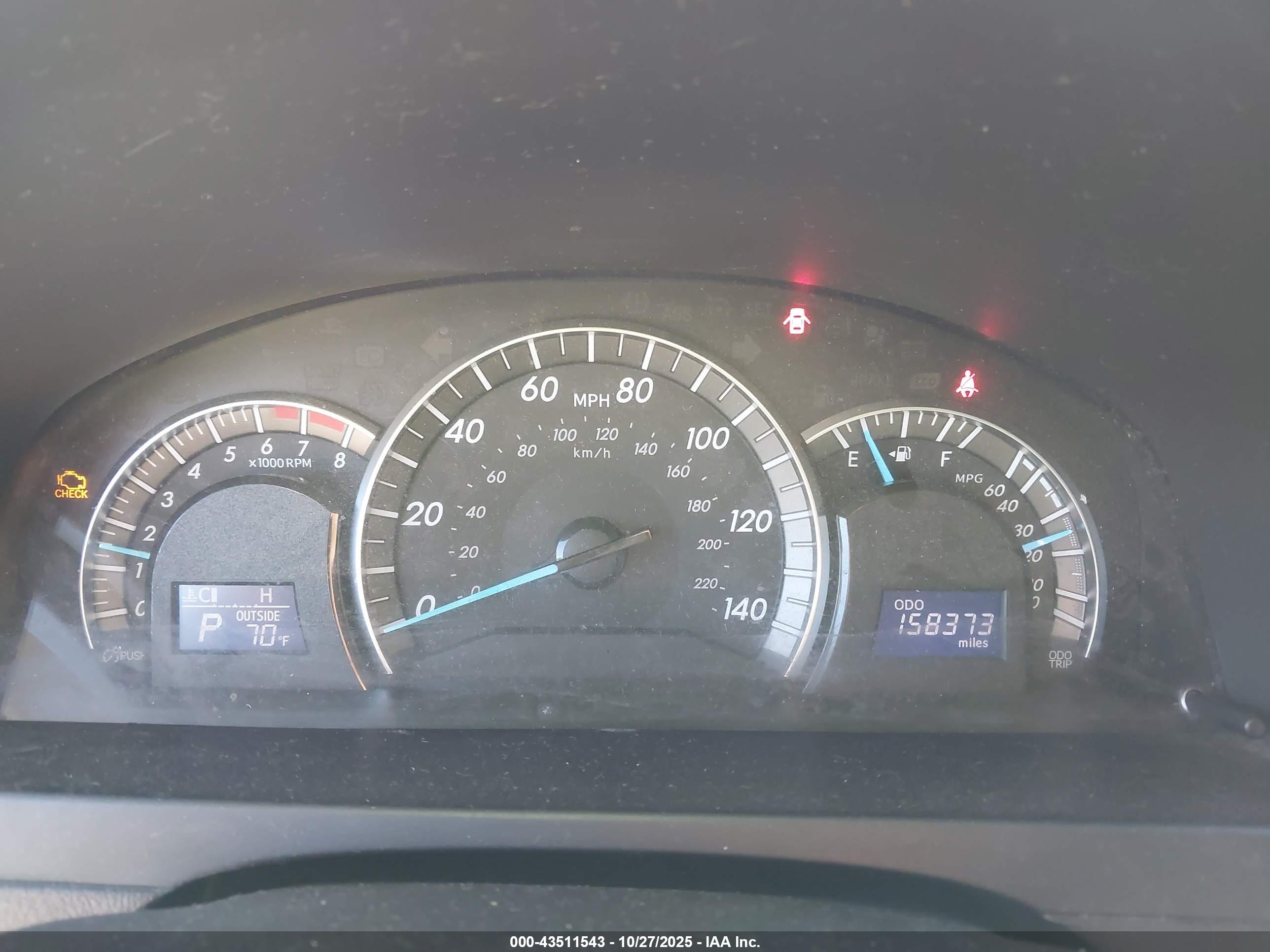 TOYOTA CAMRY image 7