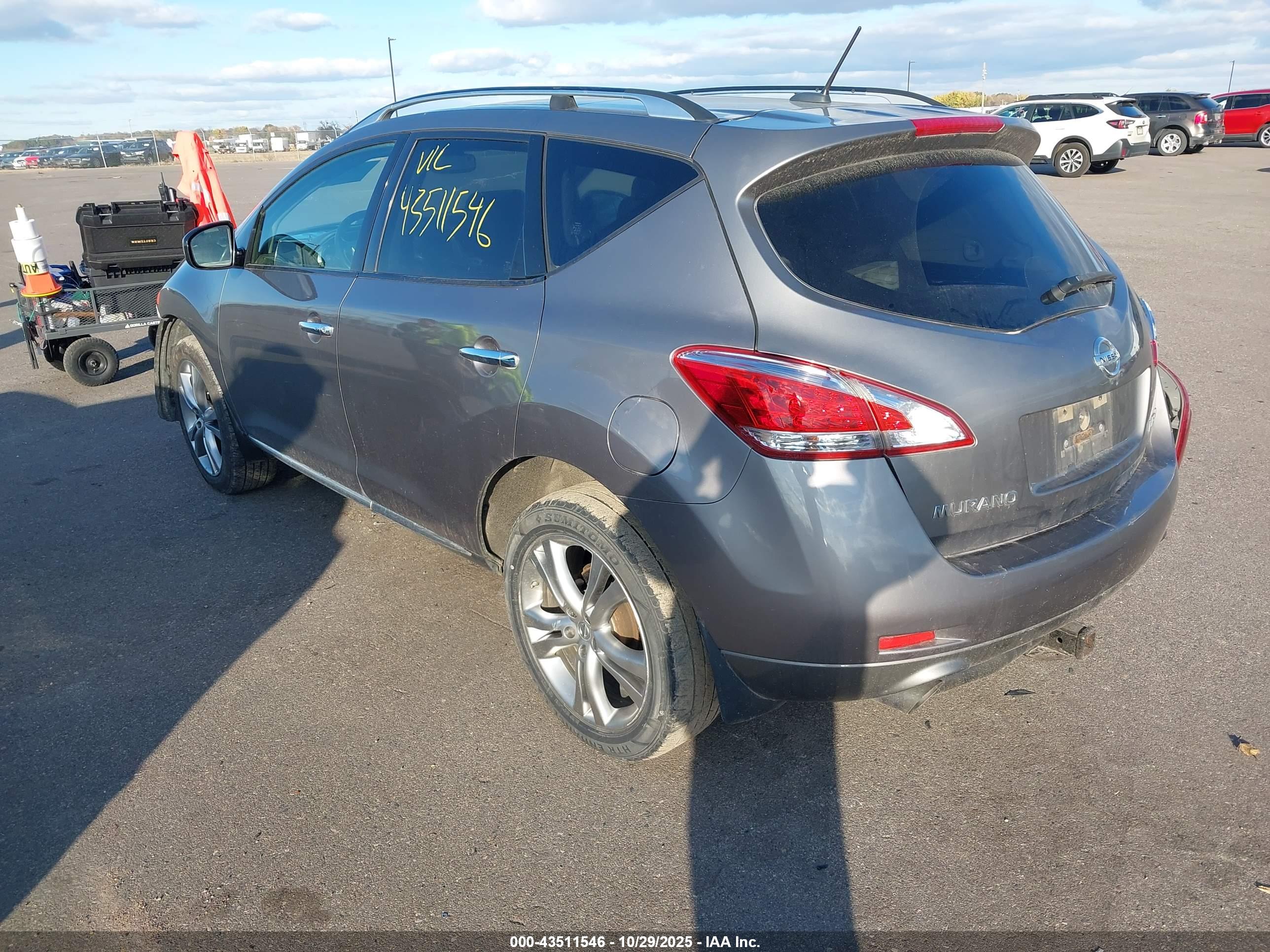 NISSAN MURANO image 3