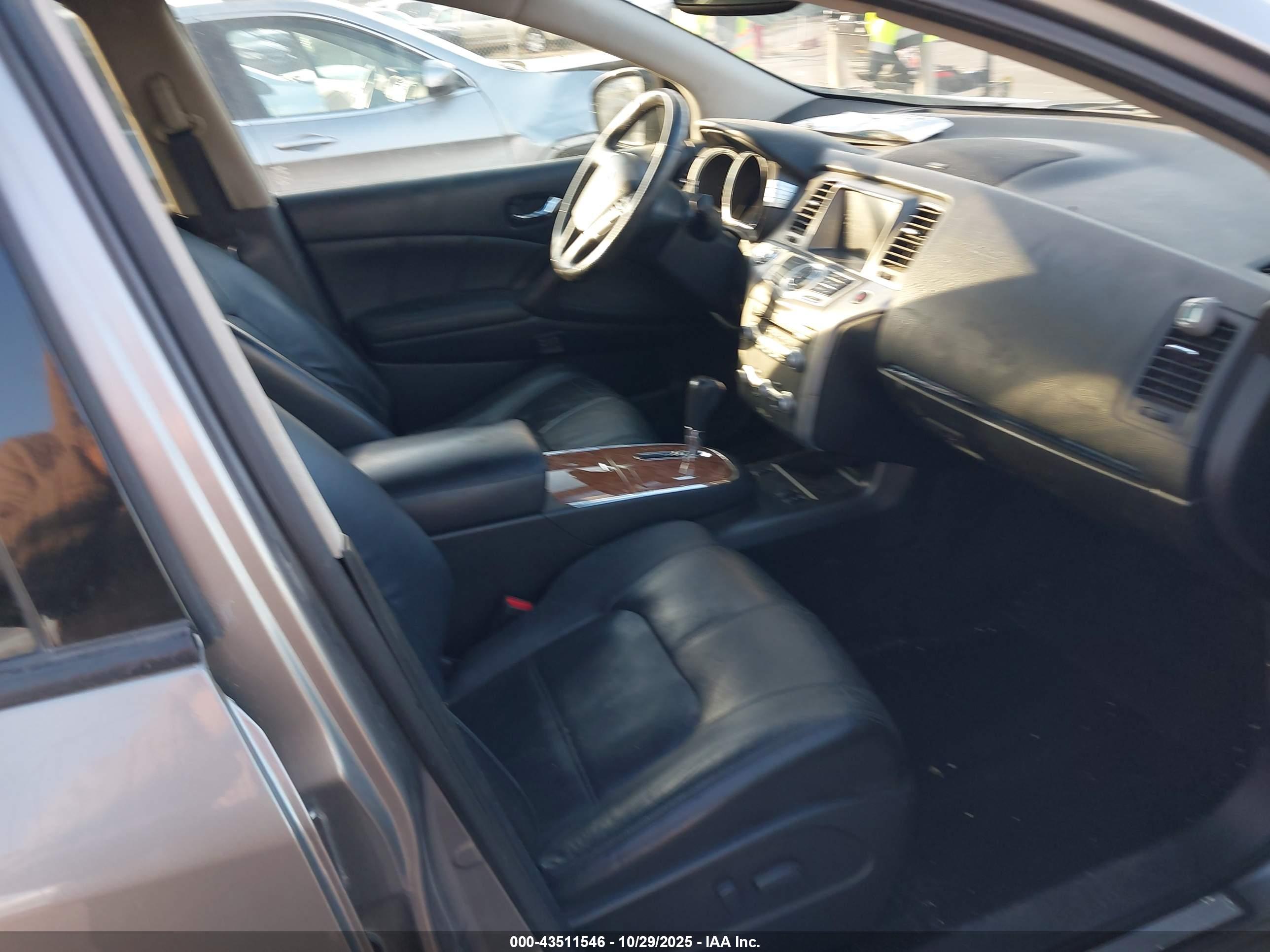 NISSAN MURANO image 5