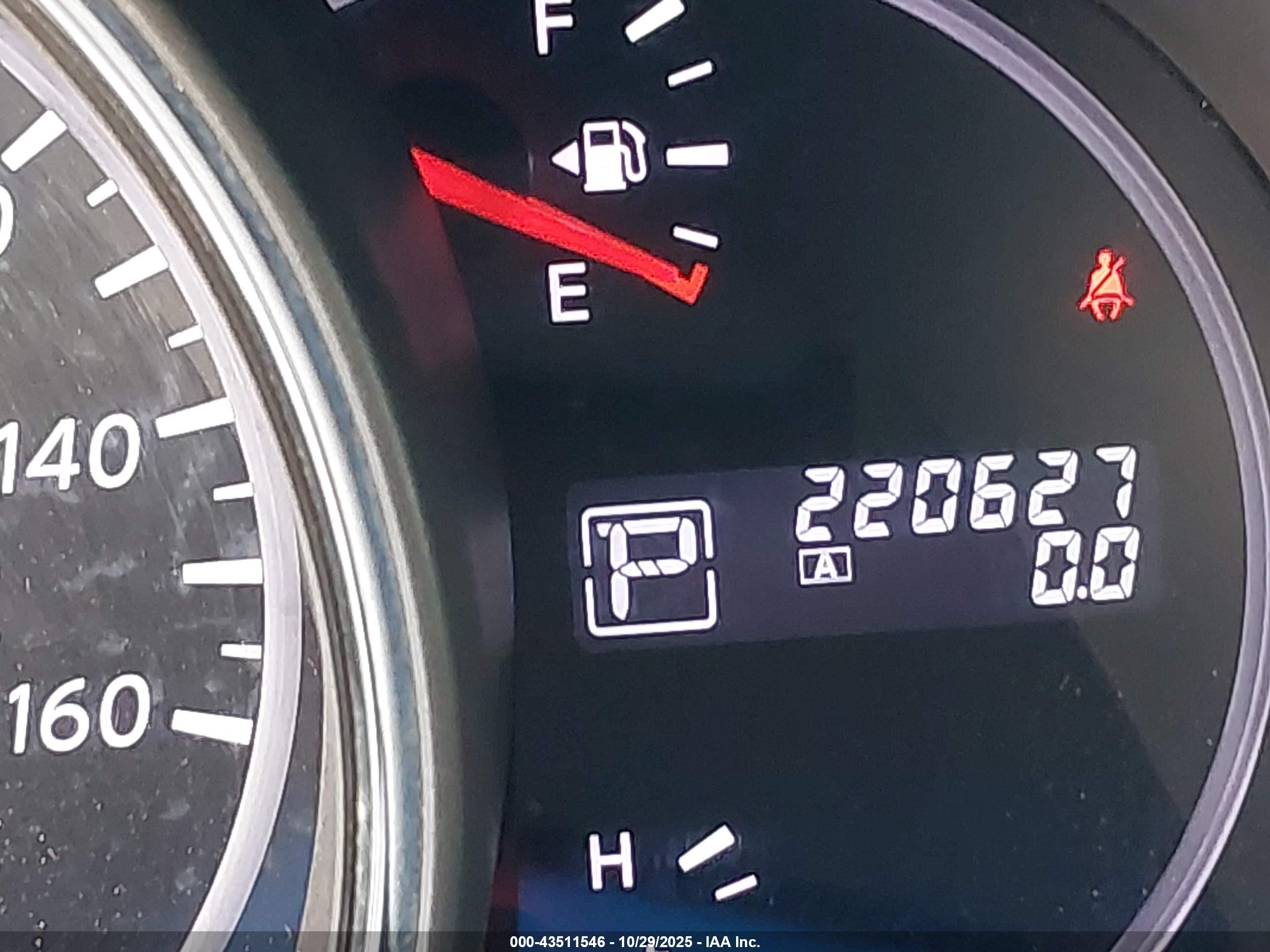 NISSAN MURANO image 7