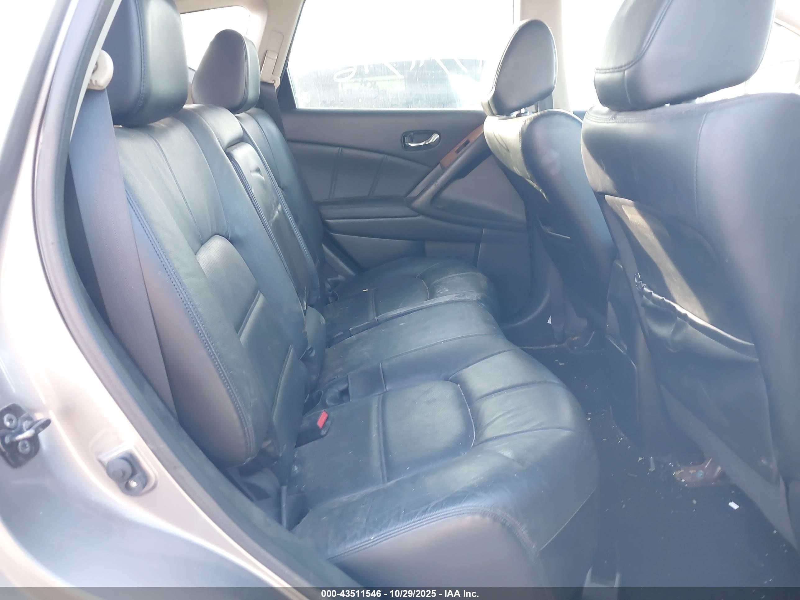 NISSAN MURANO image 8