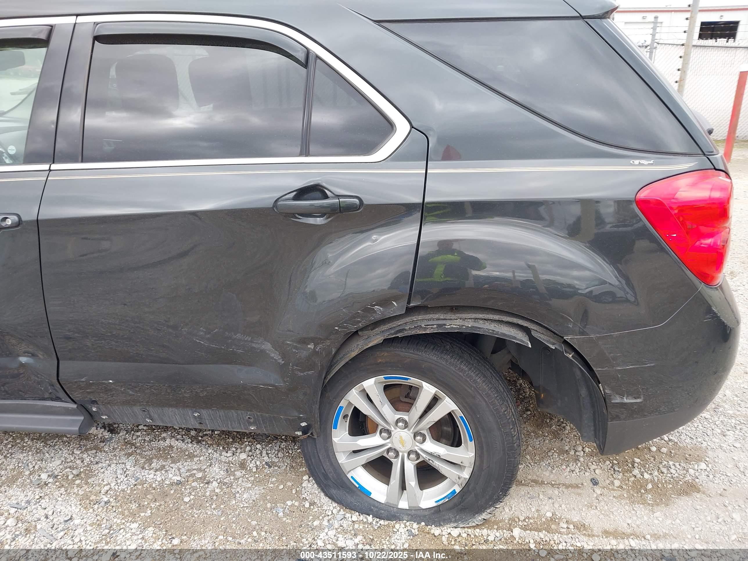 CHEVROLET EQUINOX image 6