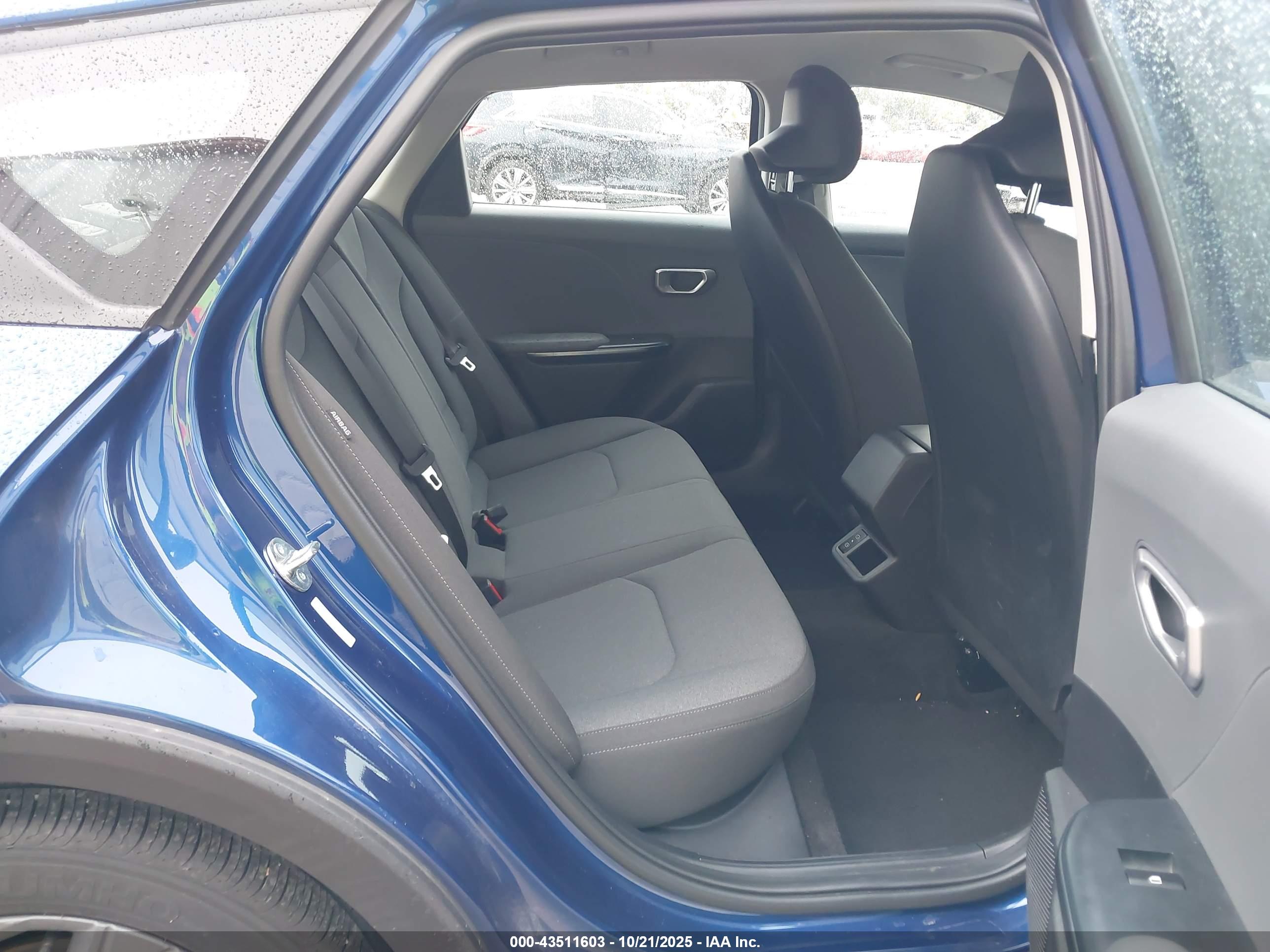KIA K4 image 8