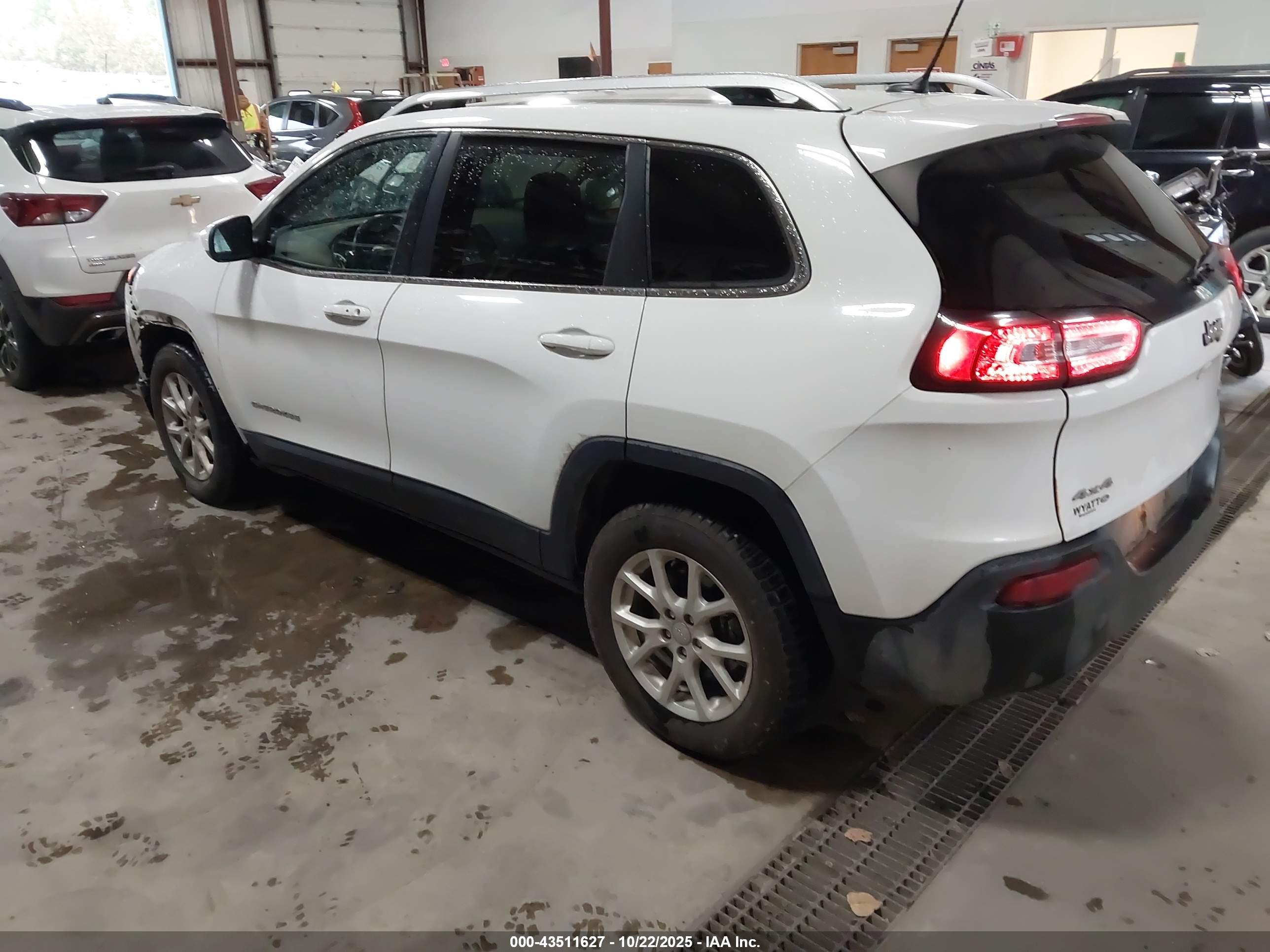 JEEP CHEROKEE image 3