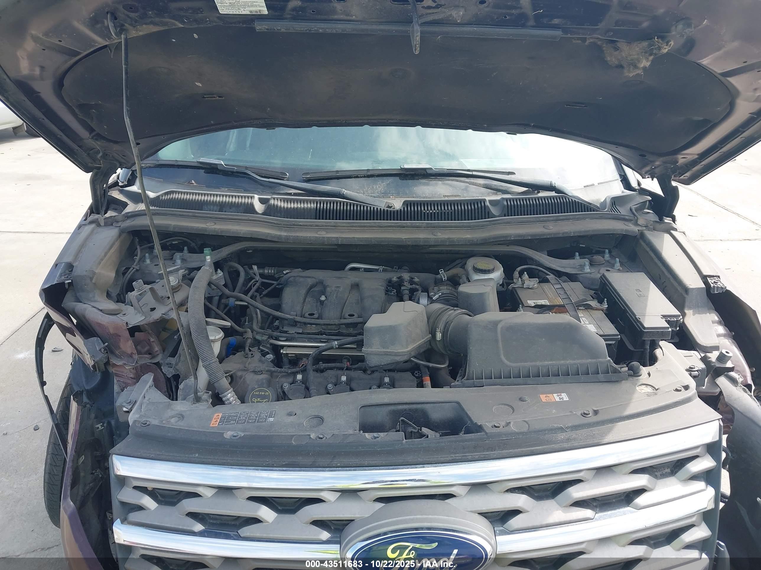 FORD EXPLORER image 10