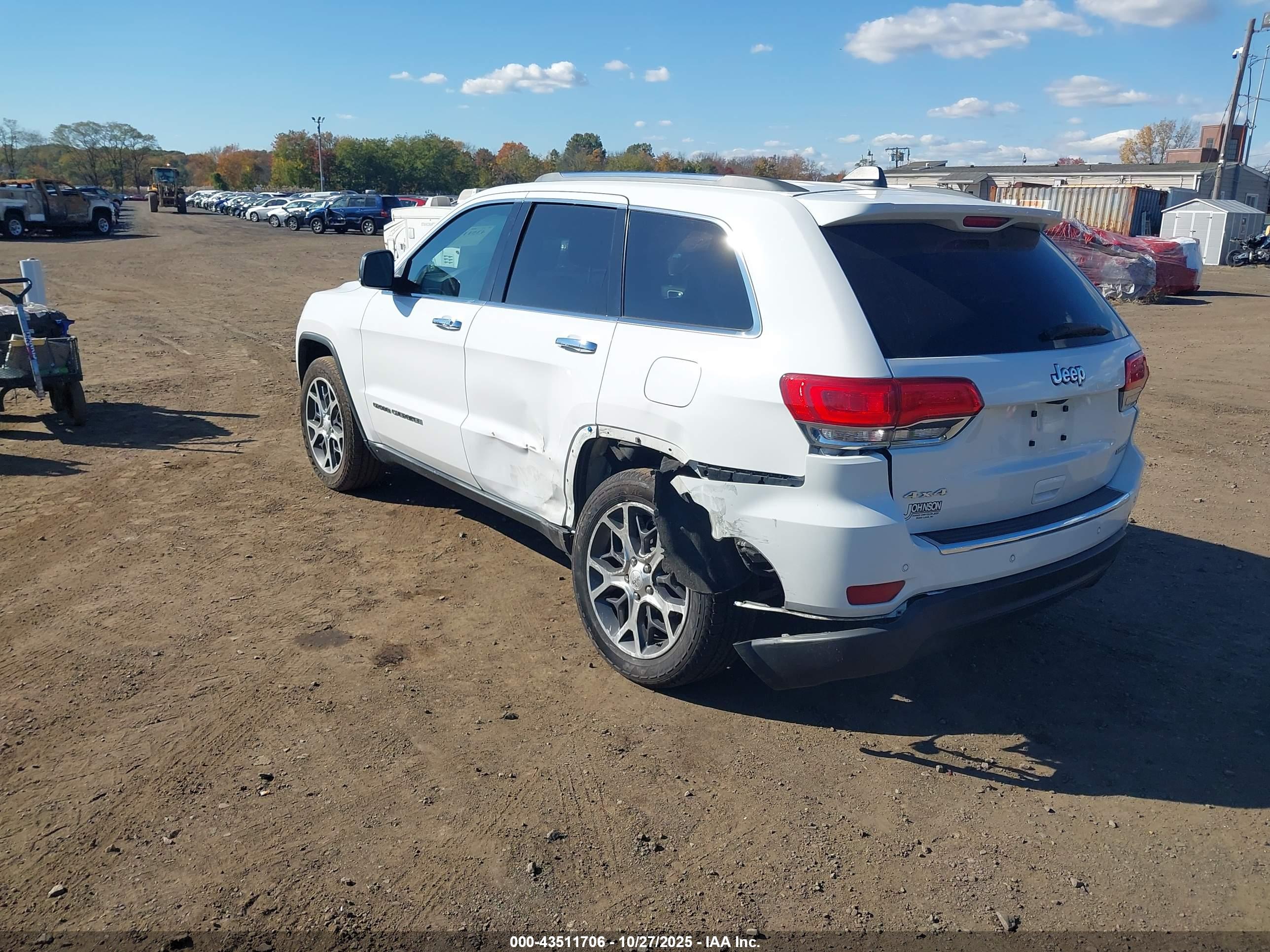 JEEP GRAND image 3