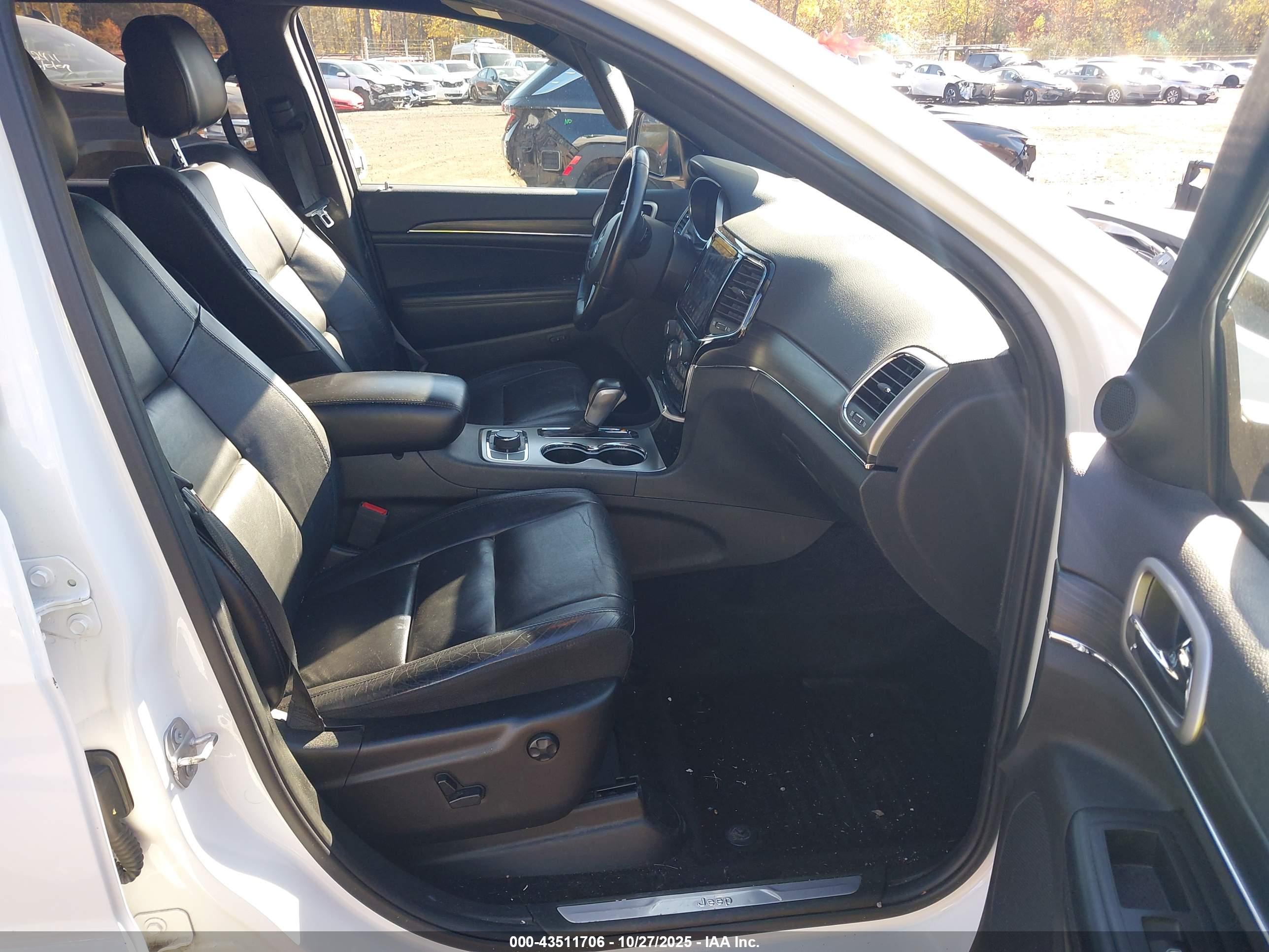 JEEP GRAND image 5