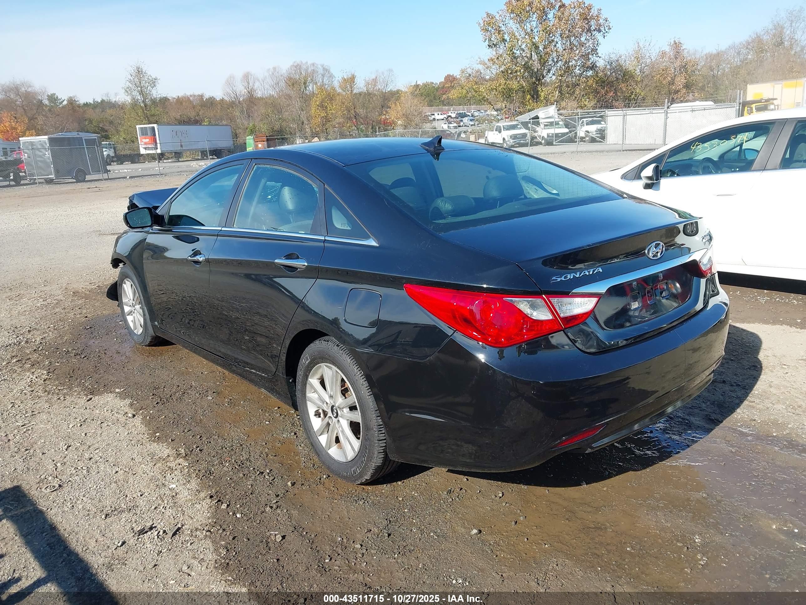 HYUNDAI SONATA image 3